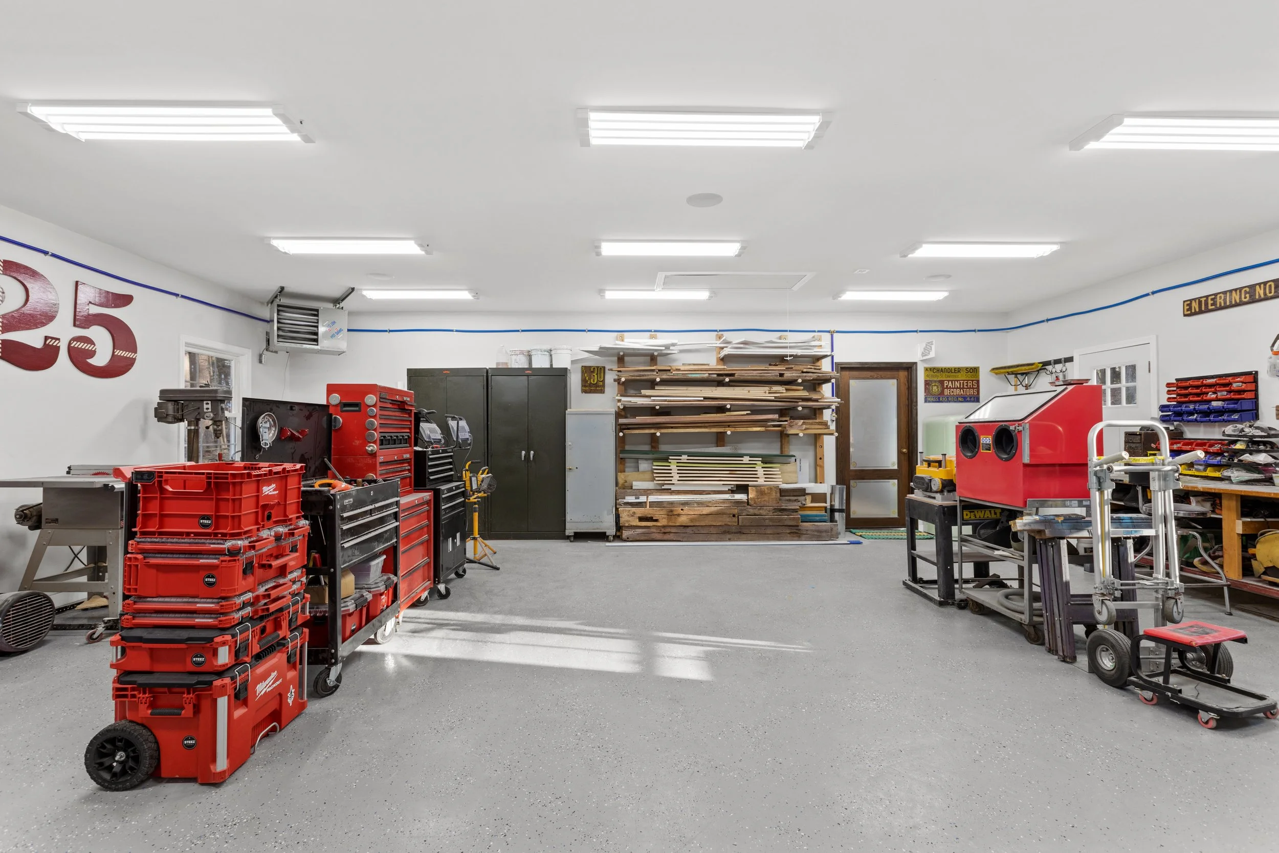 Steez Design Barn
