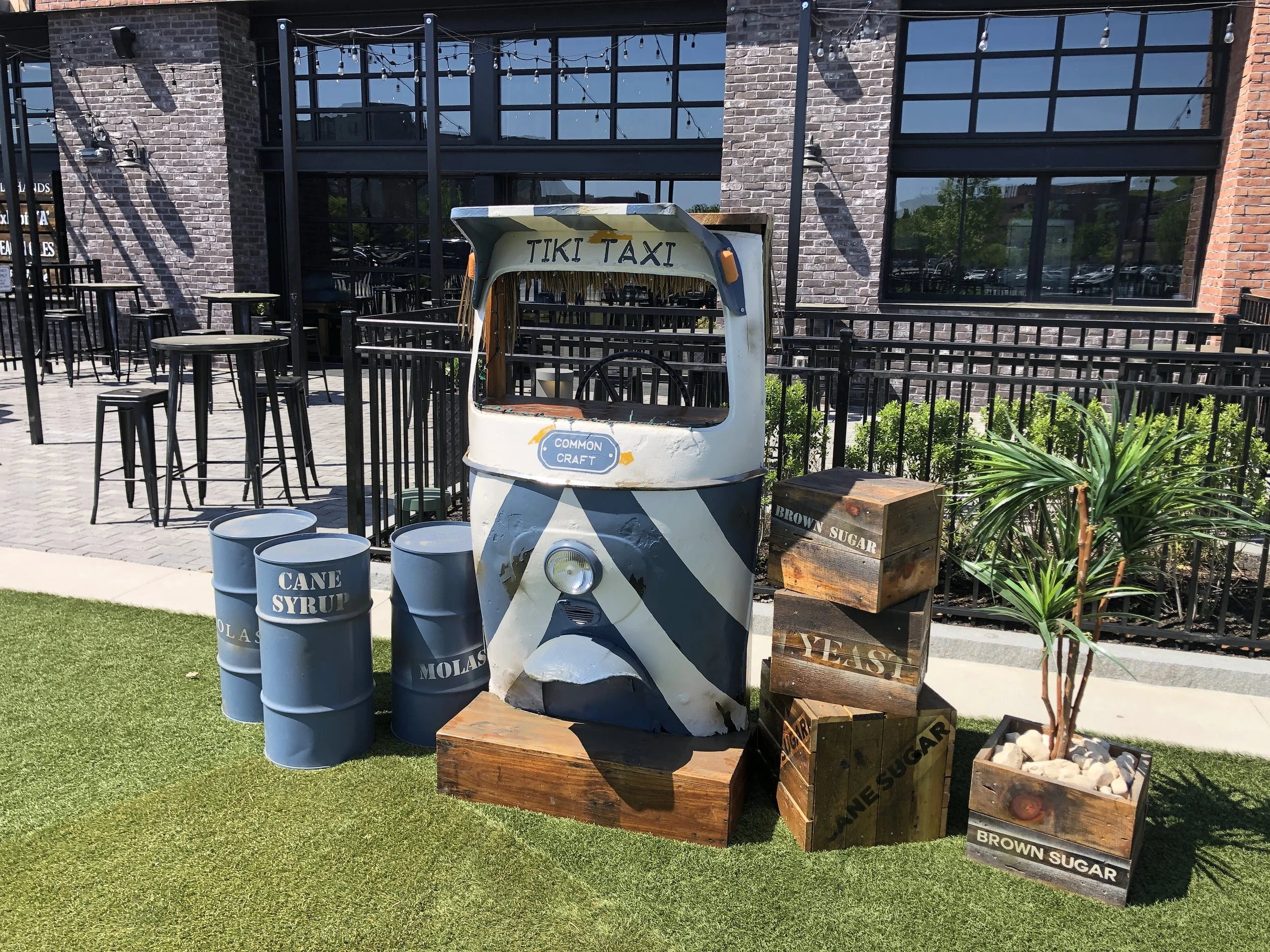 Tuk Tuk Tiki Bar