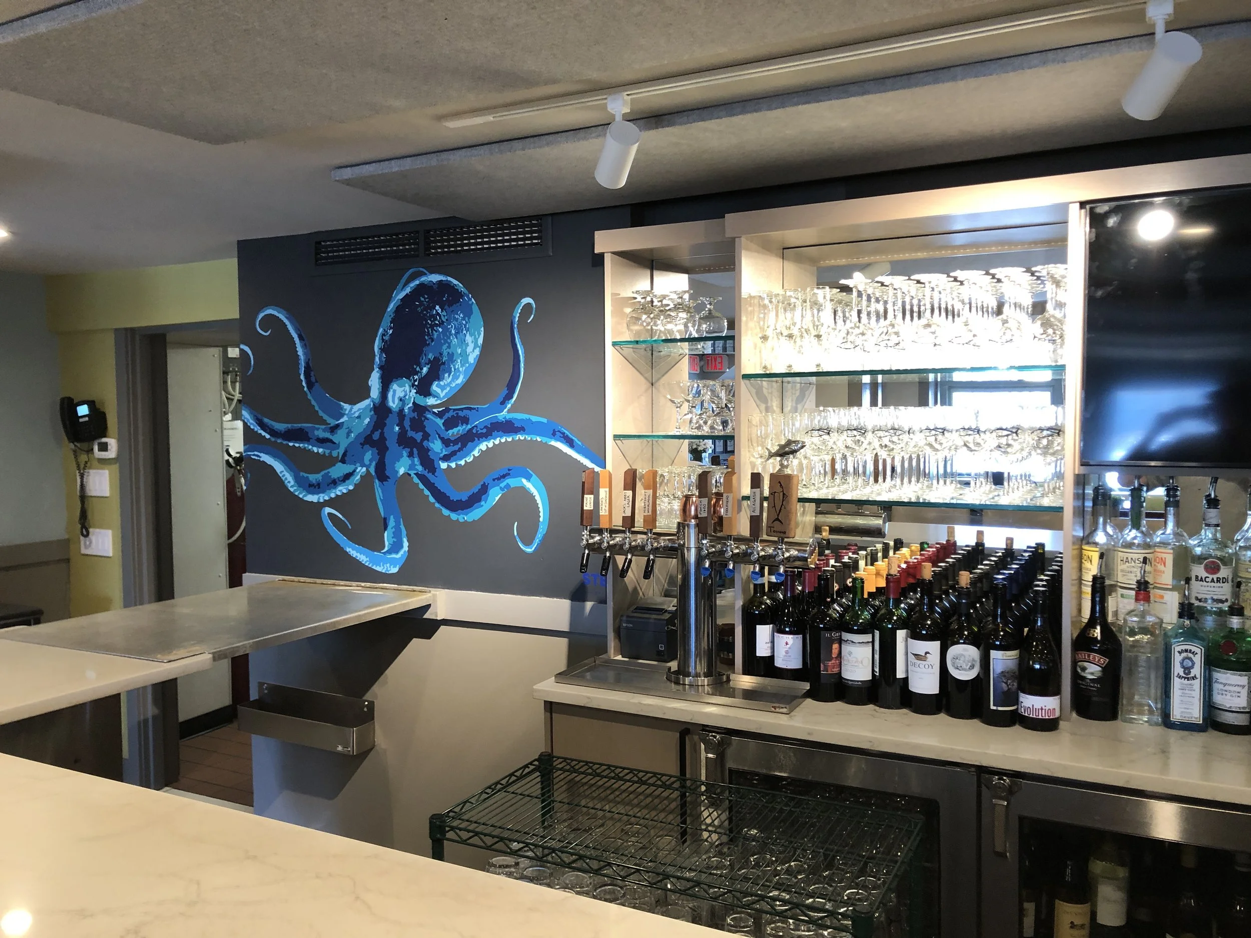 Tonno Octopus Mural