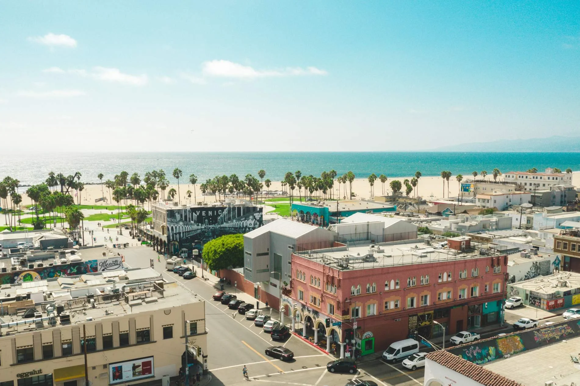venicebeach1975hotelhostel1.jpg