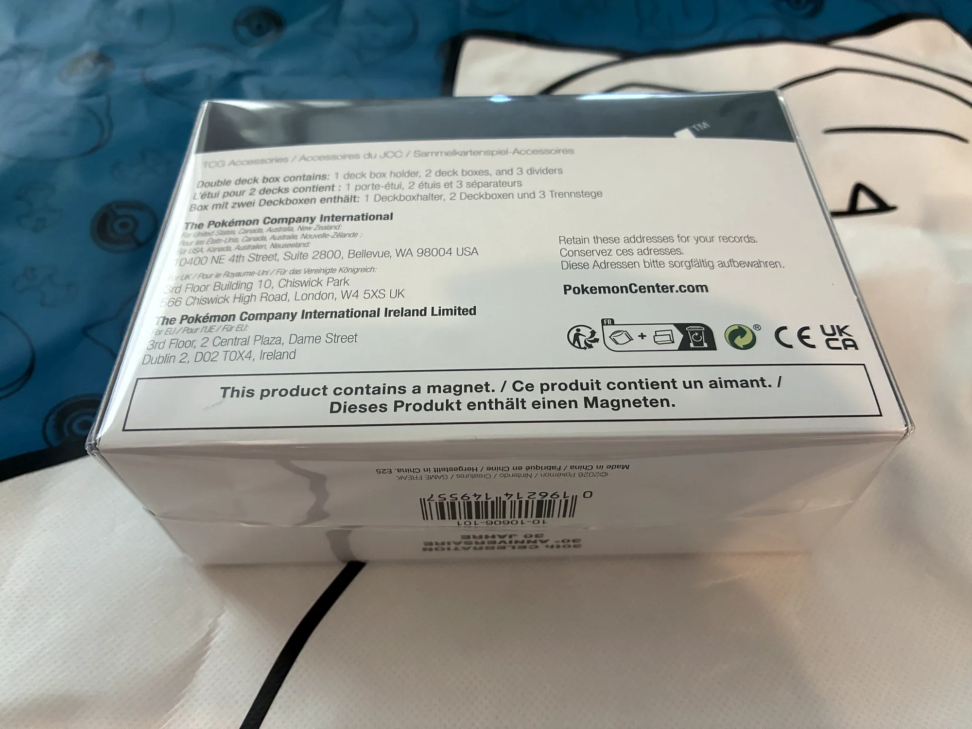 pikachu-deck-box-back.webp