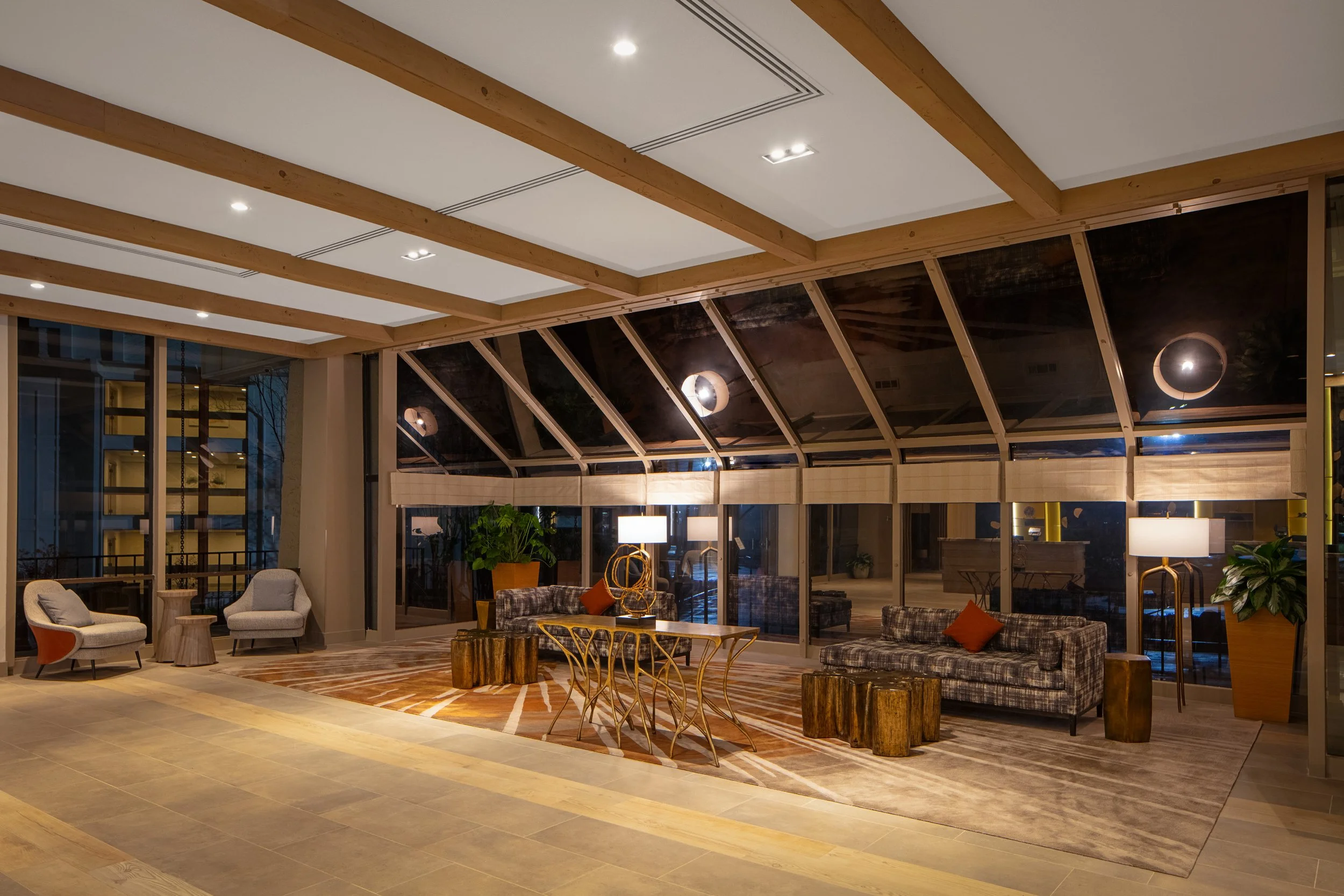 Lobby 2.jpg