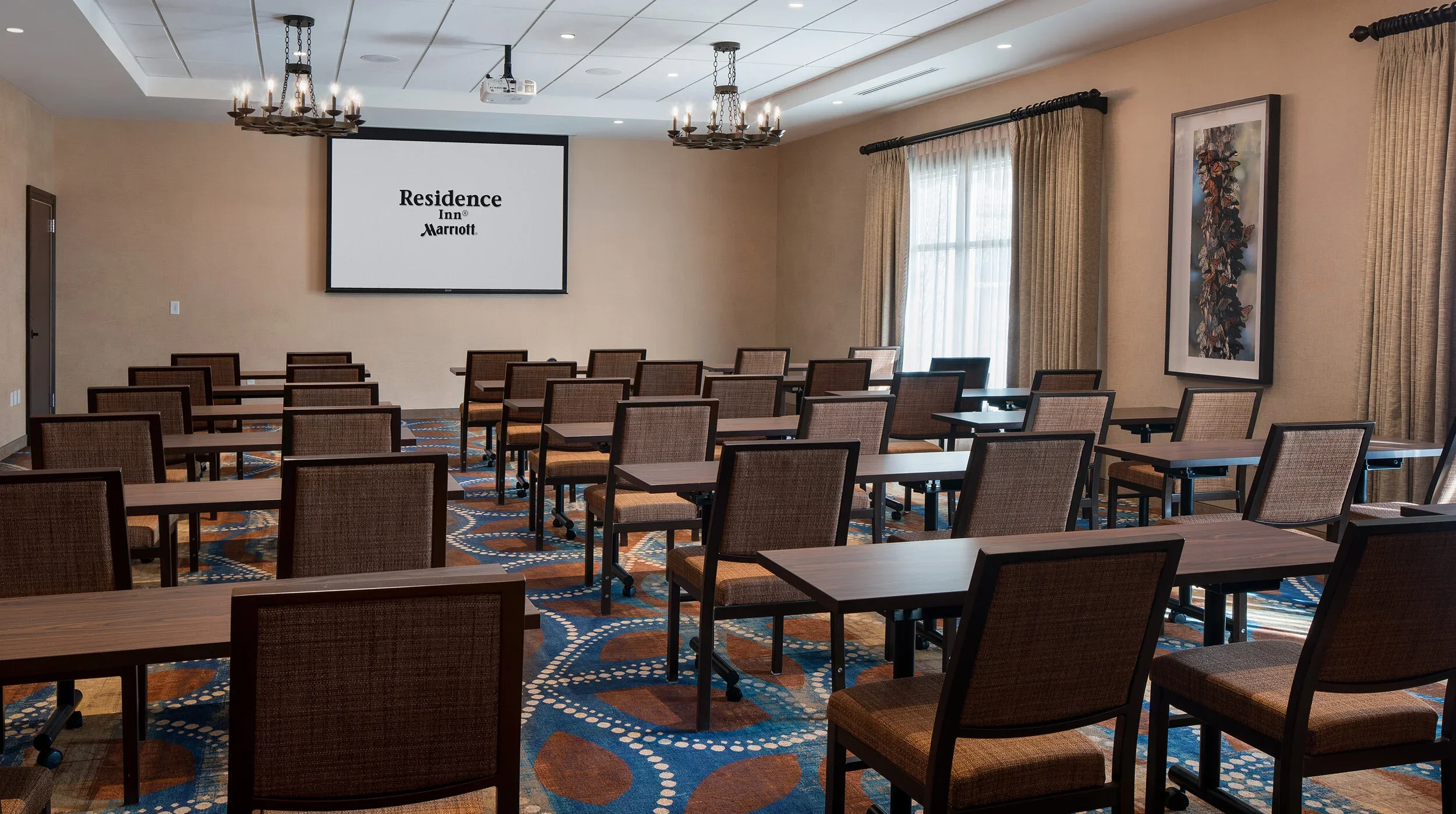 RI_SBAGO_Meeting_Room.webp