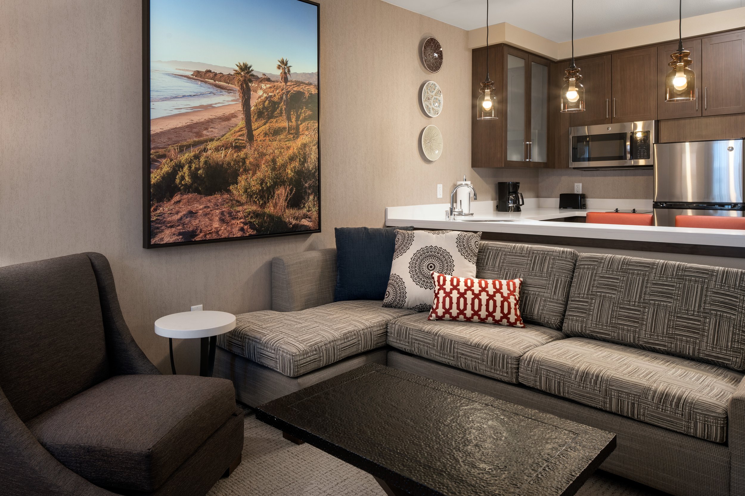 RI_SBAGO_1bd_Suite_Living_Area.jpg