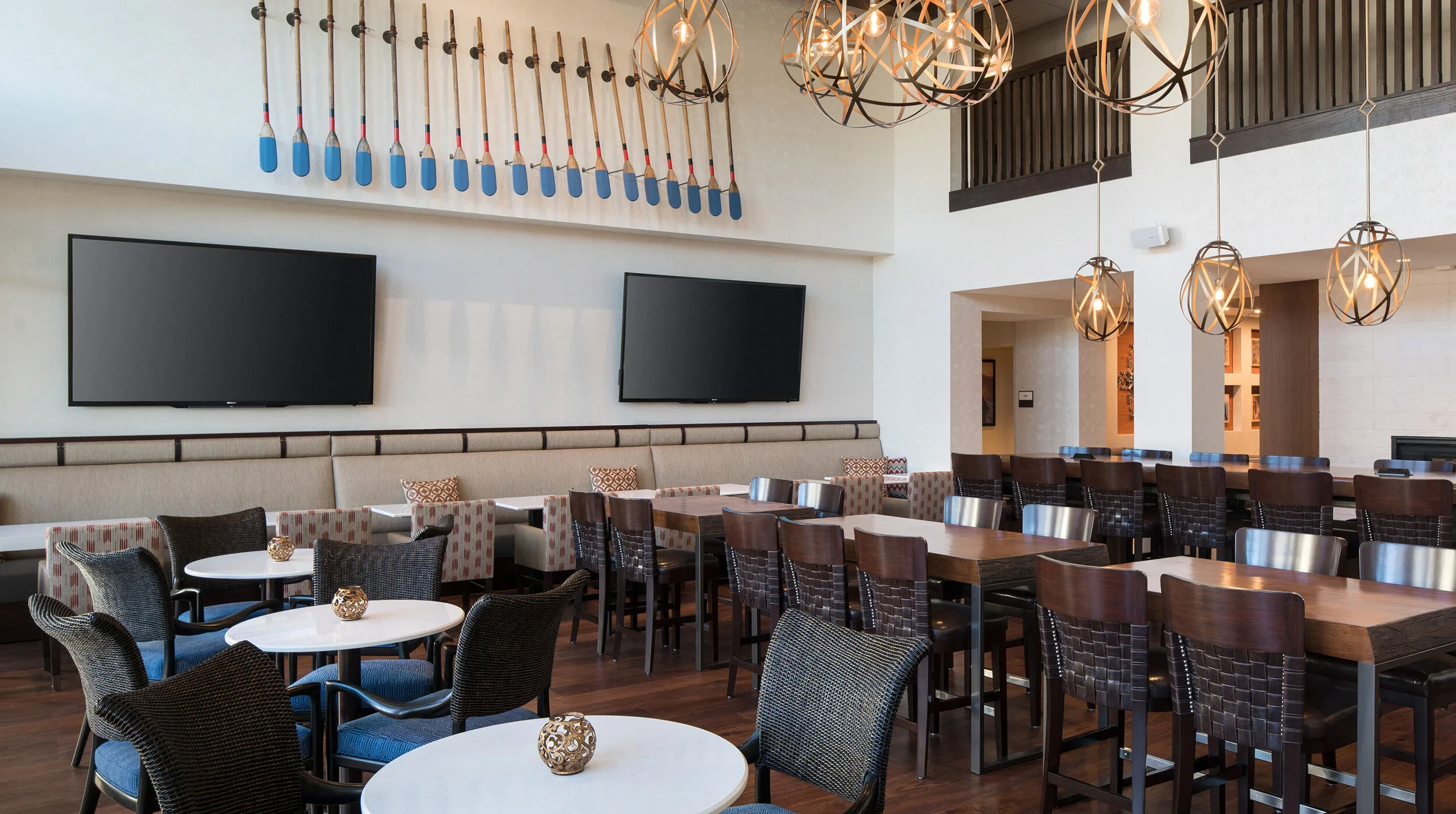 RI_SBAGO_Breakfast_Seating.webp