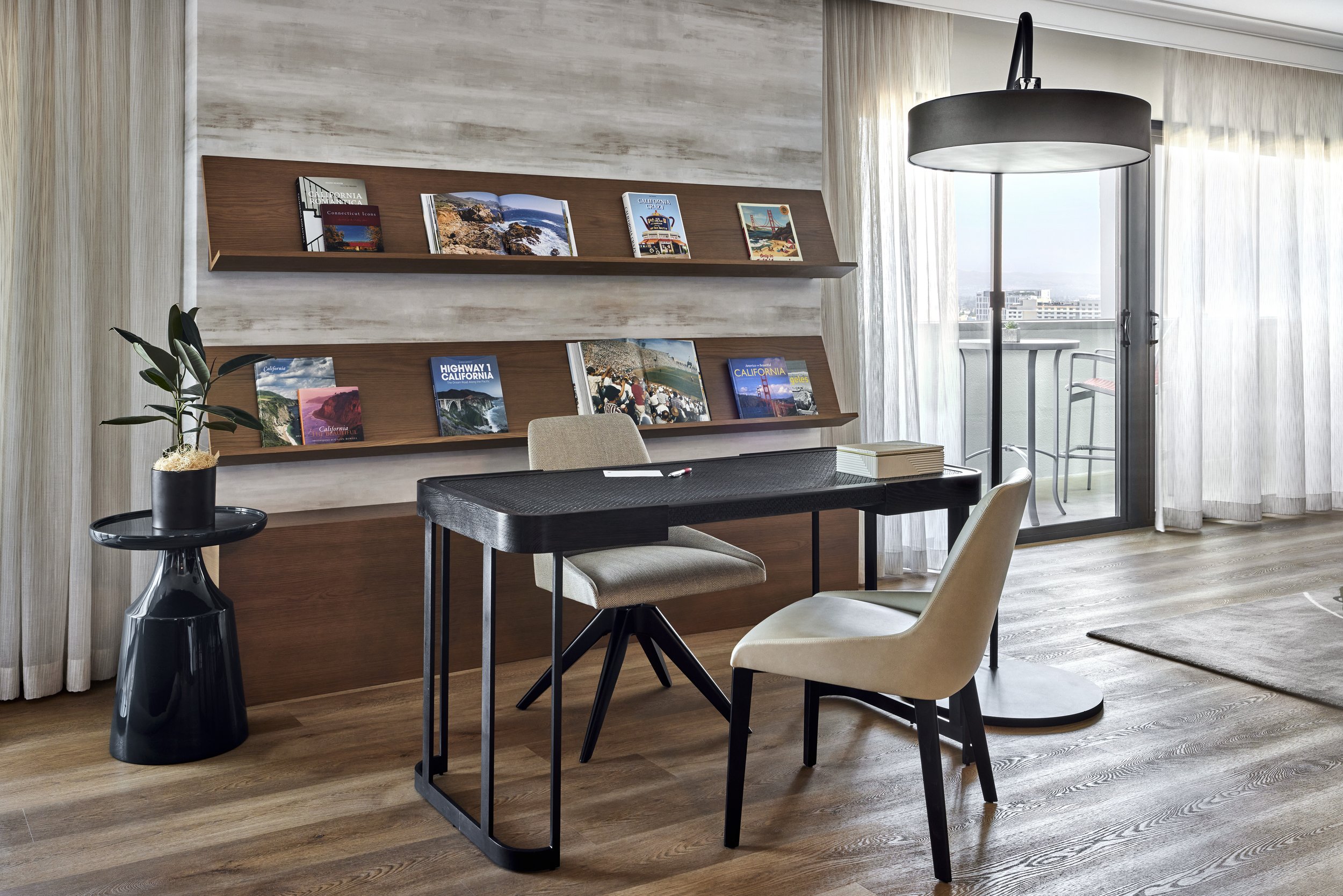 mc-laxah-presidential-workstation-26668 (1).jpg