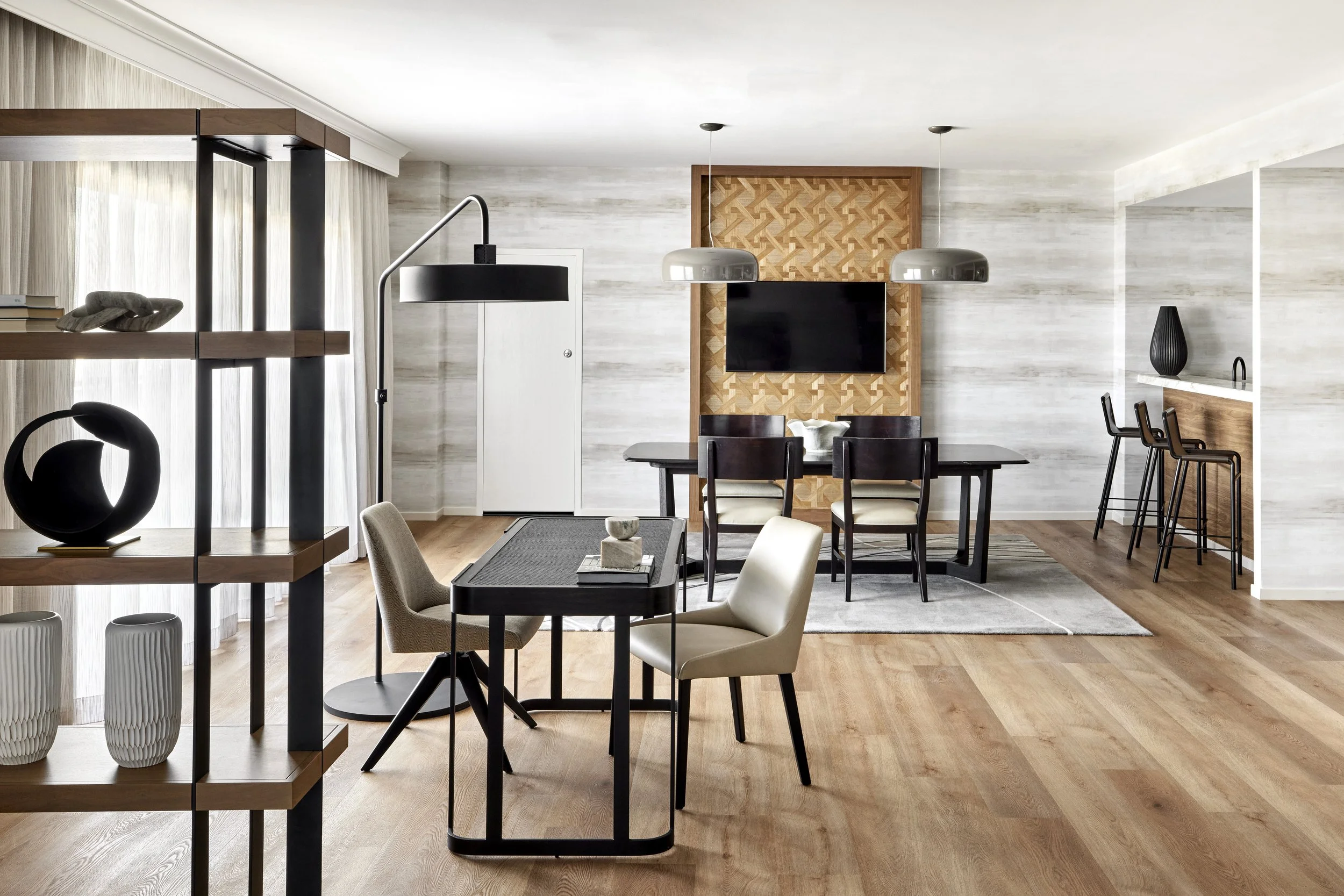 mc-laxah-chairman-suite---77406-97729-Dining Area (1).jpg