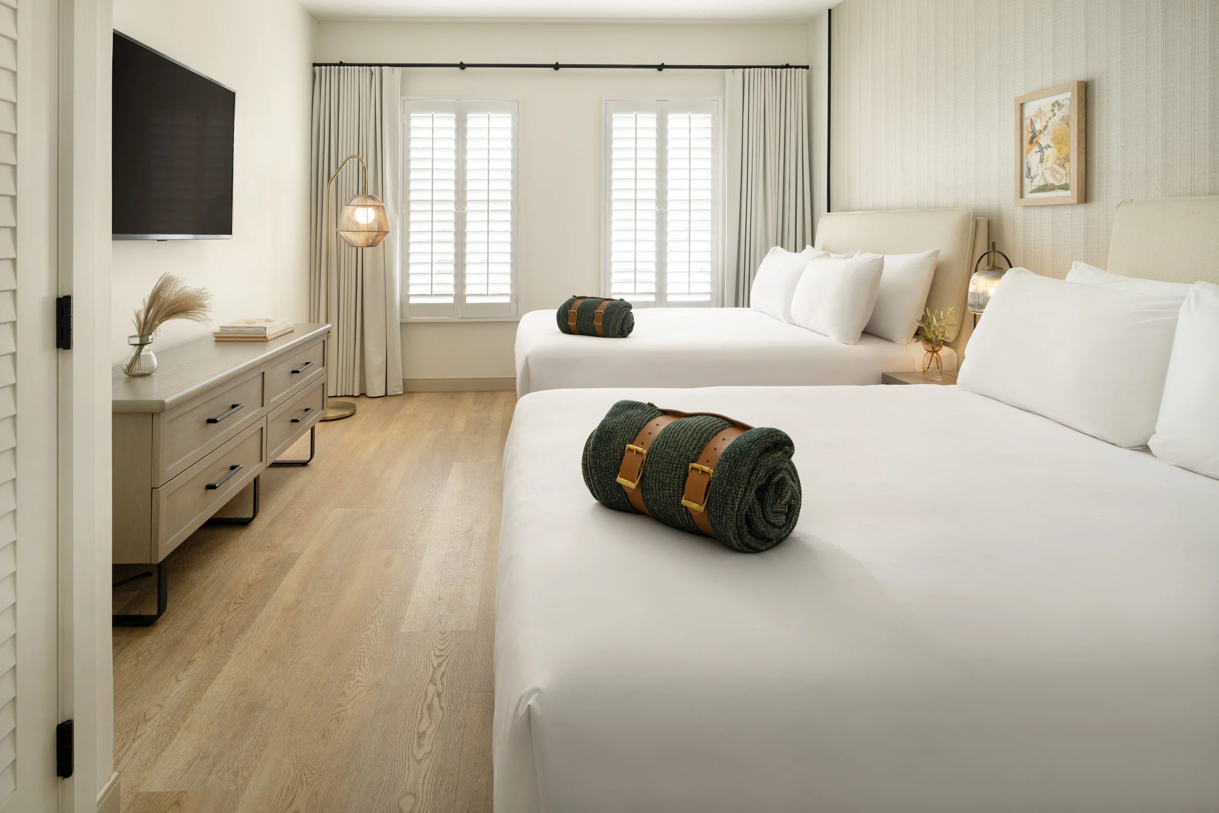 SBATX_Double_Suite_Bedroom (1).jpg
