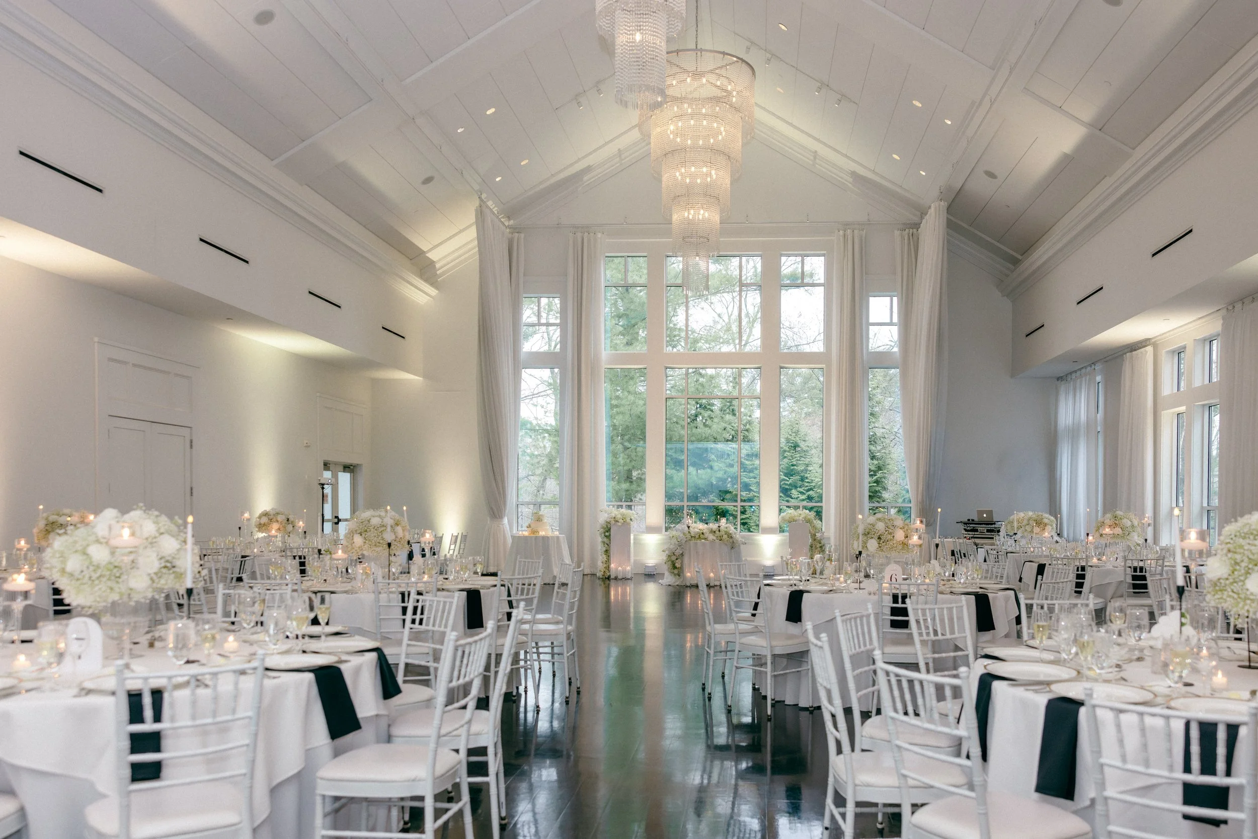 LakeSideBallroom_FranciellePhotography.jpg