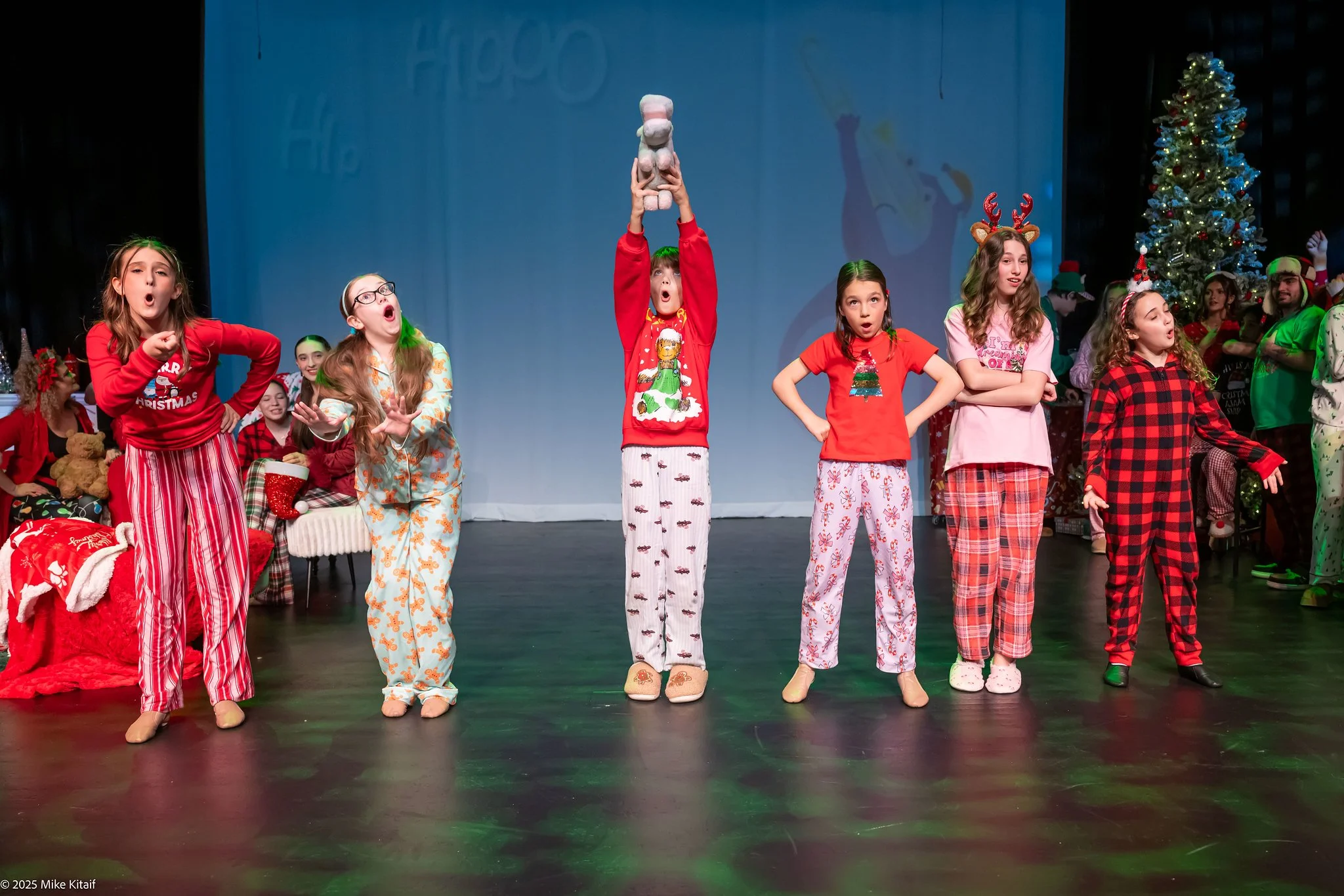 Jingles & Jammies - Rehearsal - Dec 2025-54-X4.jpg