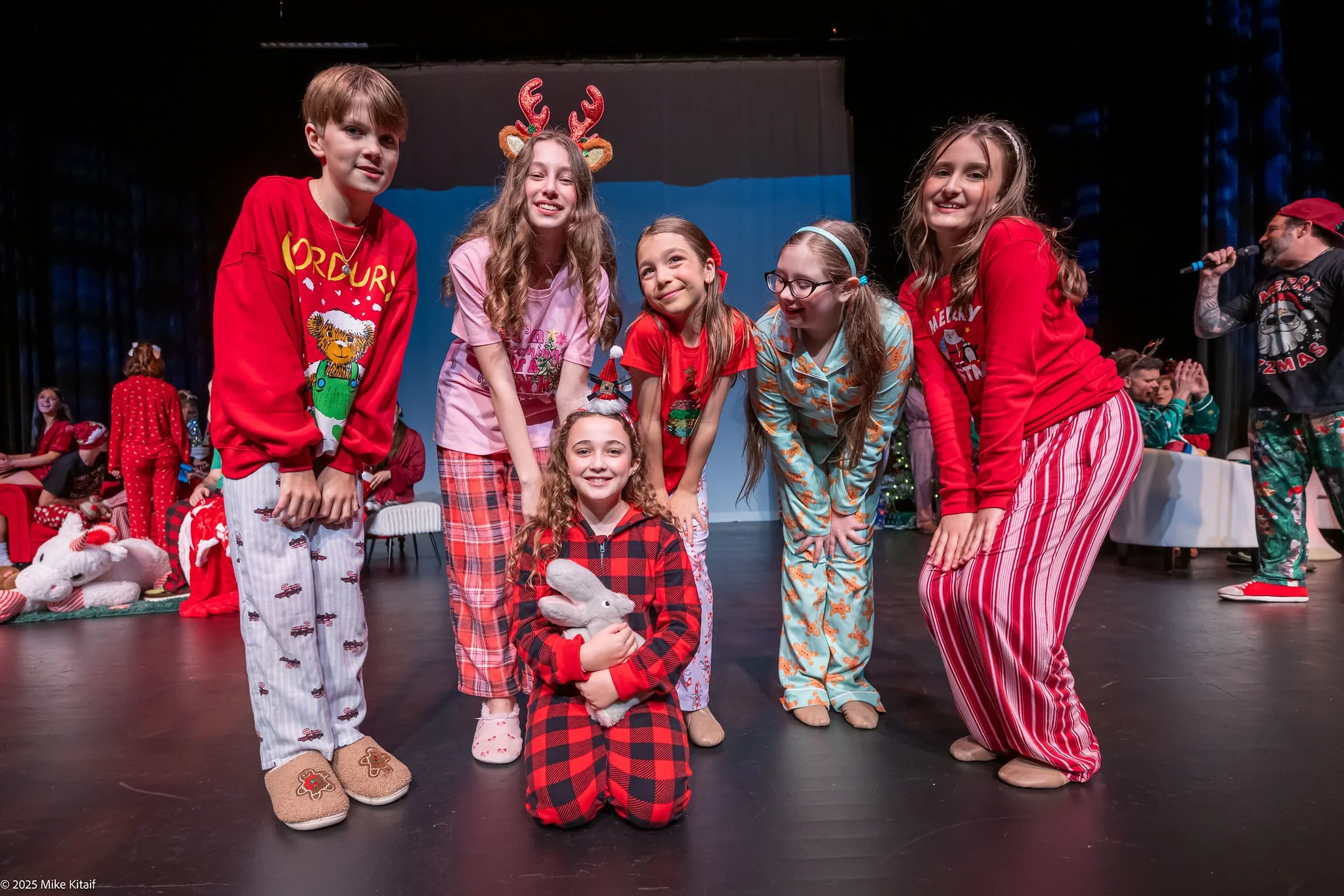 Jingles & Jammies - Rehearsal - Dec 2025-60-X4.jpg