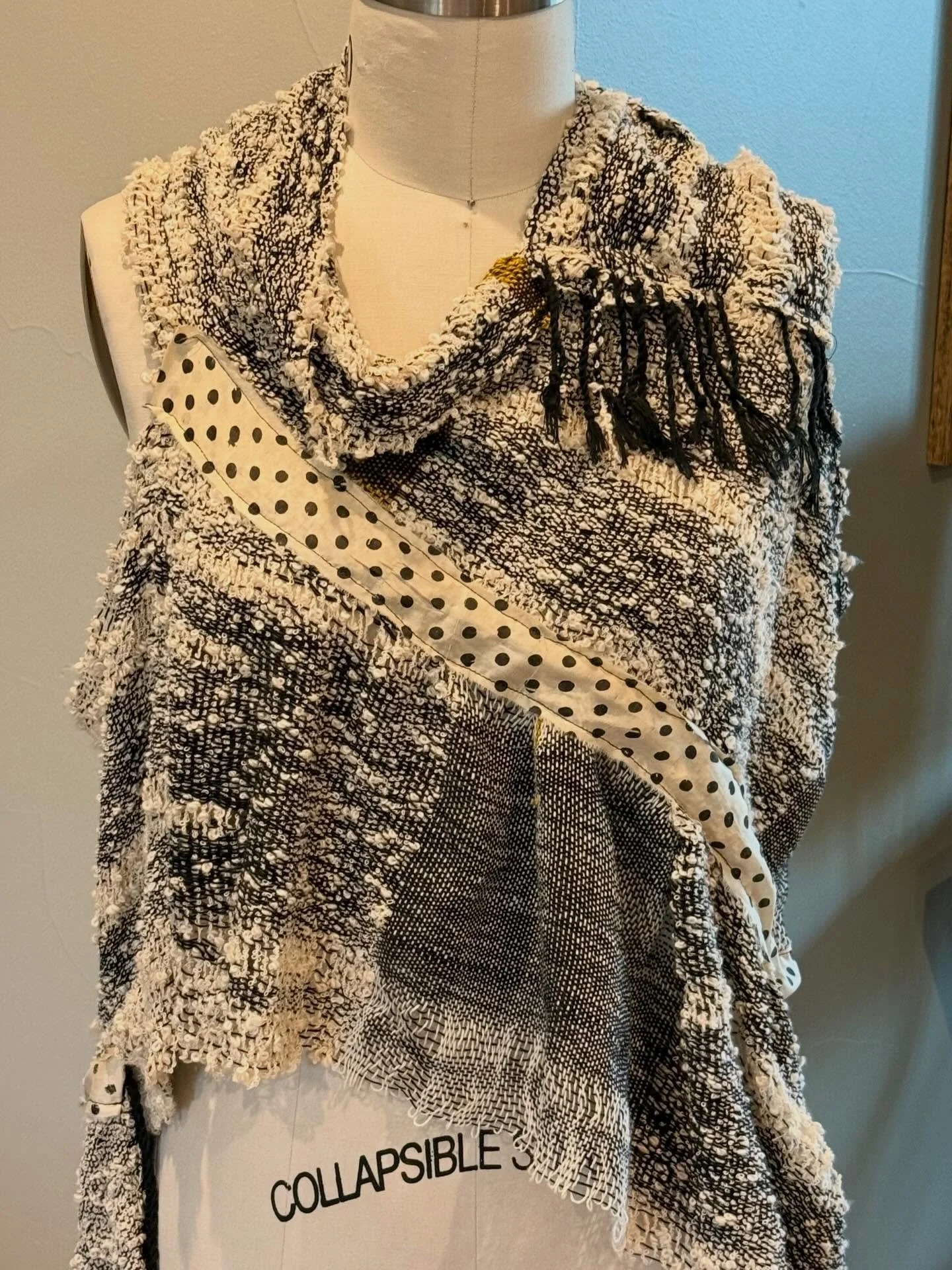 Finished!  Such a delicate piece.  Weaving and sewing this definitely took me out of my comfort zone.  I&rsquo;m happy with it though, and I&rsquo;ll tackle a reedless project again at some point.  A big thanks to my friends at SAORI Global on the dr