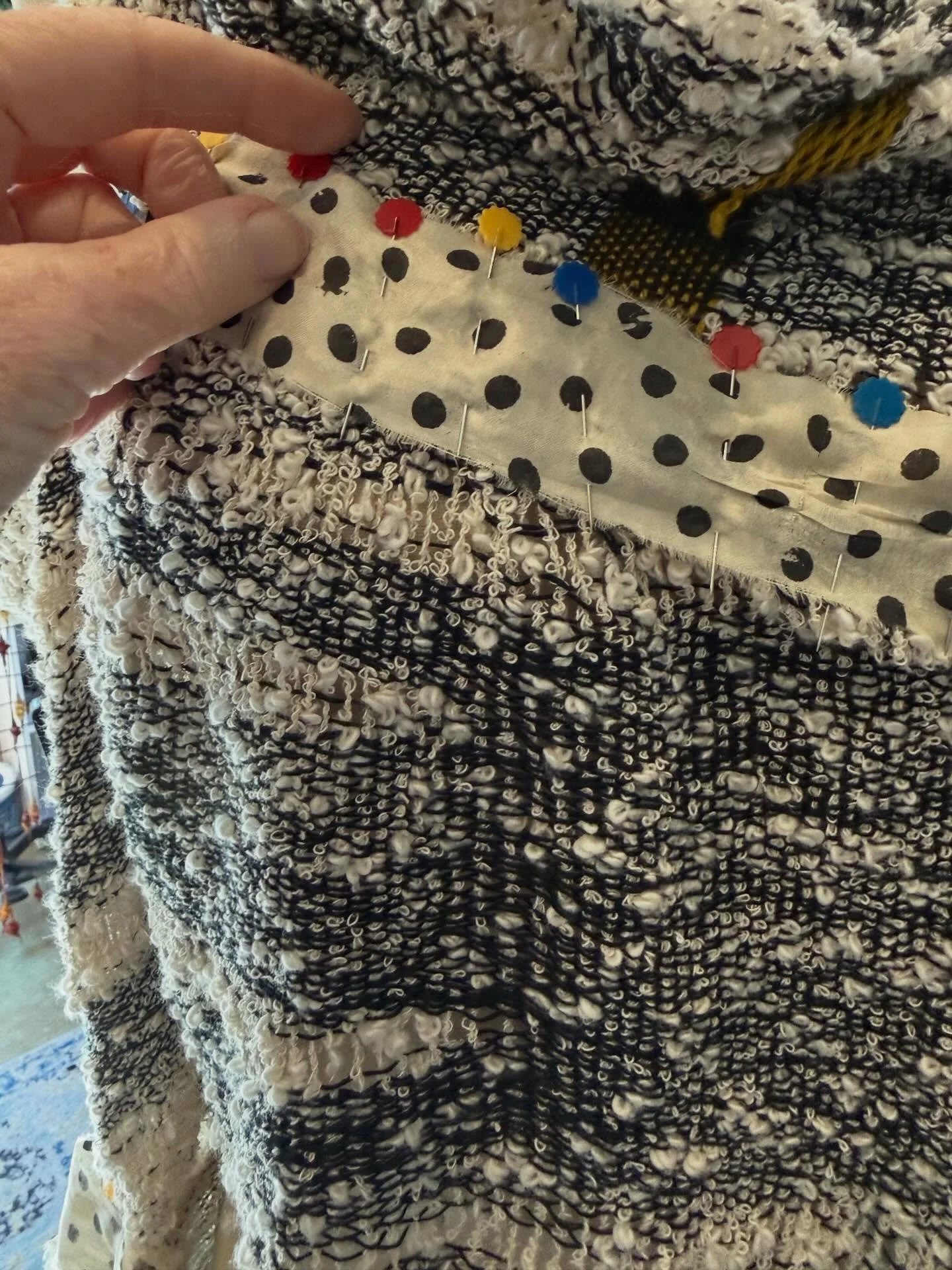 Working on a design made by reedless weaving on my Saori loom.  It&rsquo;s kind of wild but allows for so much random creativity.
#saoriweaving  #loomweaving #freestyle #clothingdesign