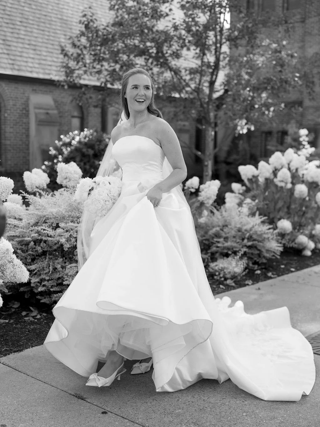 1-Bride&Bridesmaids-221.jpg