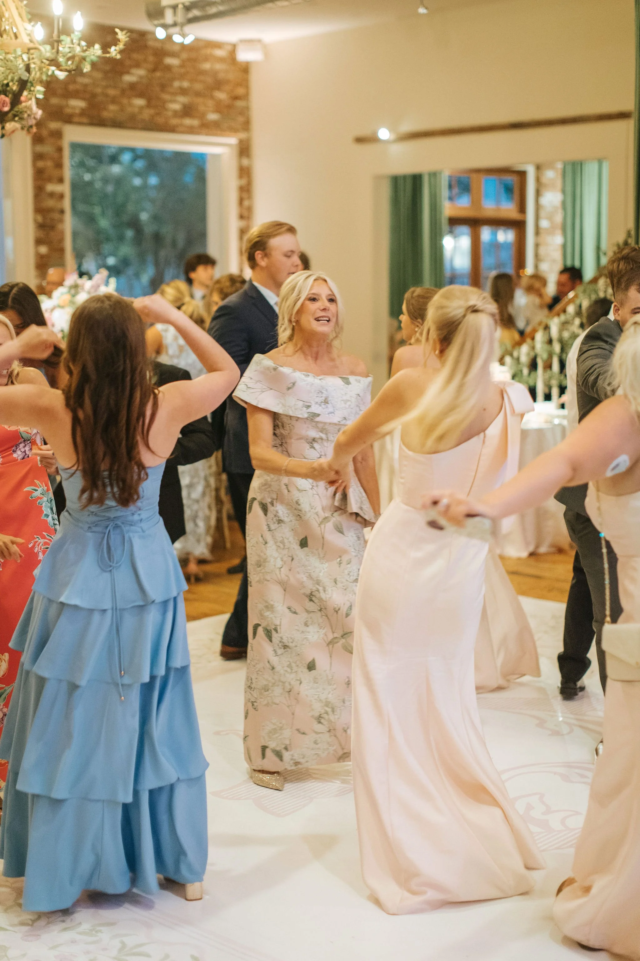 Carys.Melvin.Winslow_WED_1619.jpg