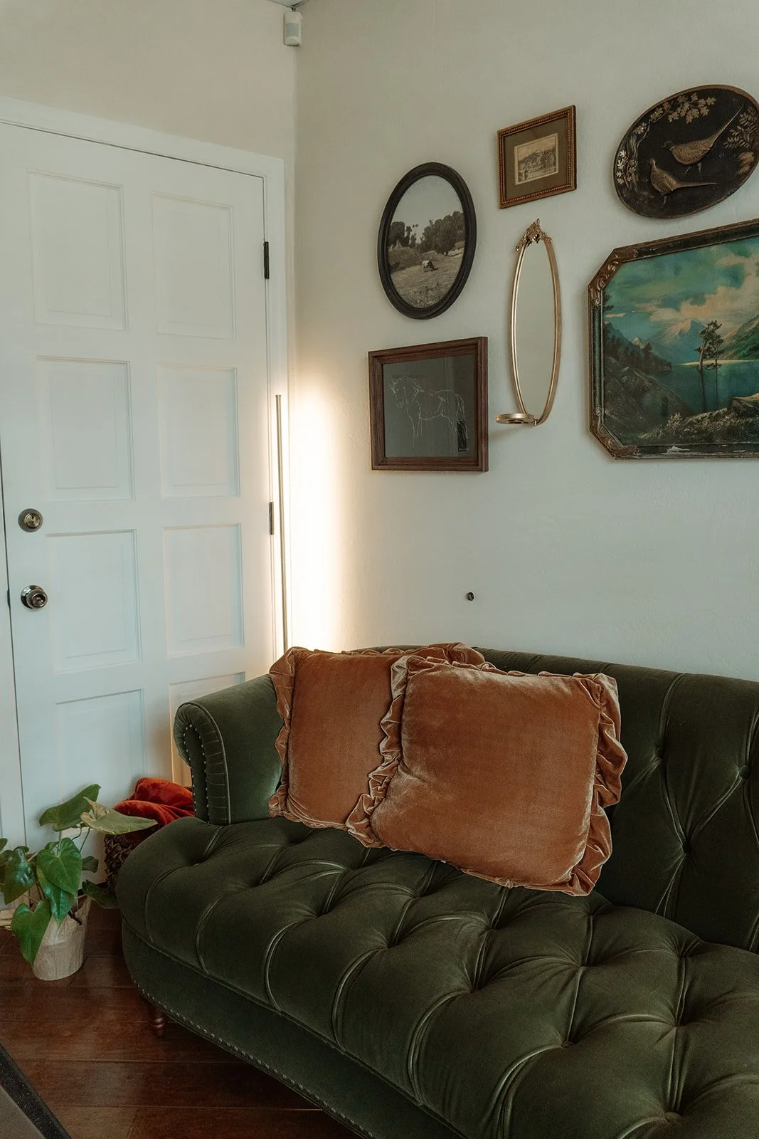 Cozy EMDR intensive therapy office Scottsdale Arizona, comfortable space for trauma processing sessions