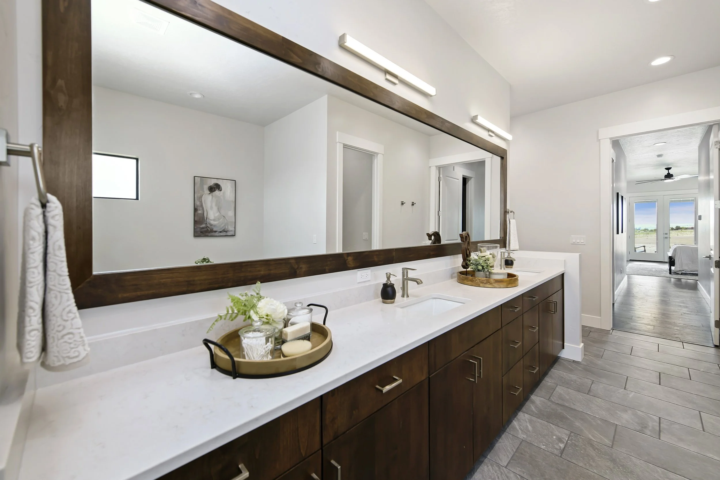 035_Bathroom - Copy.jpg