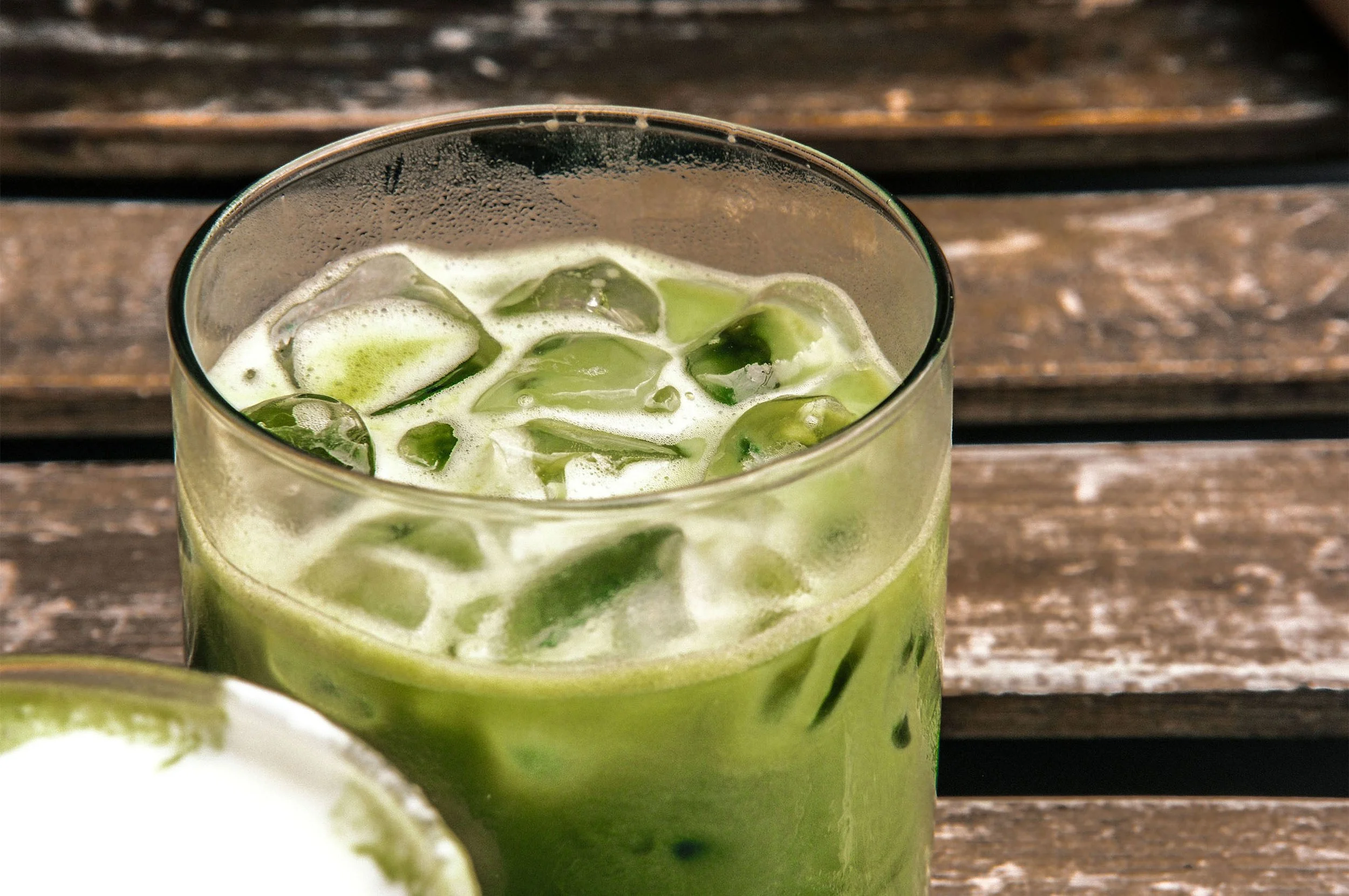 iced ceremonial matcha with housemade syrups in cayucos, ca. slowbird matcha