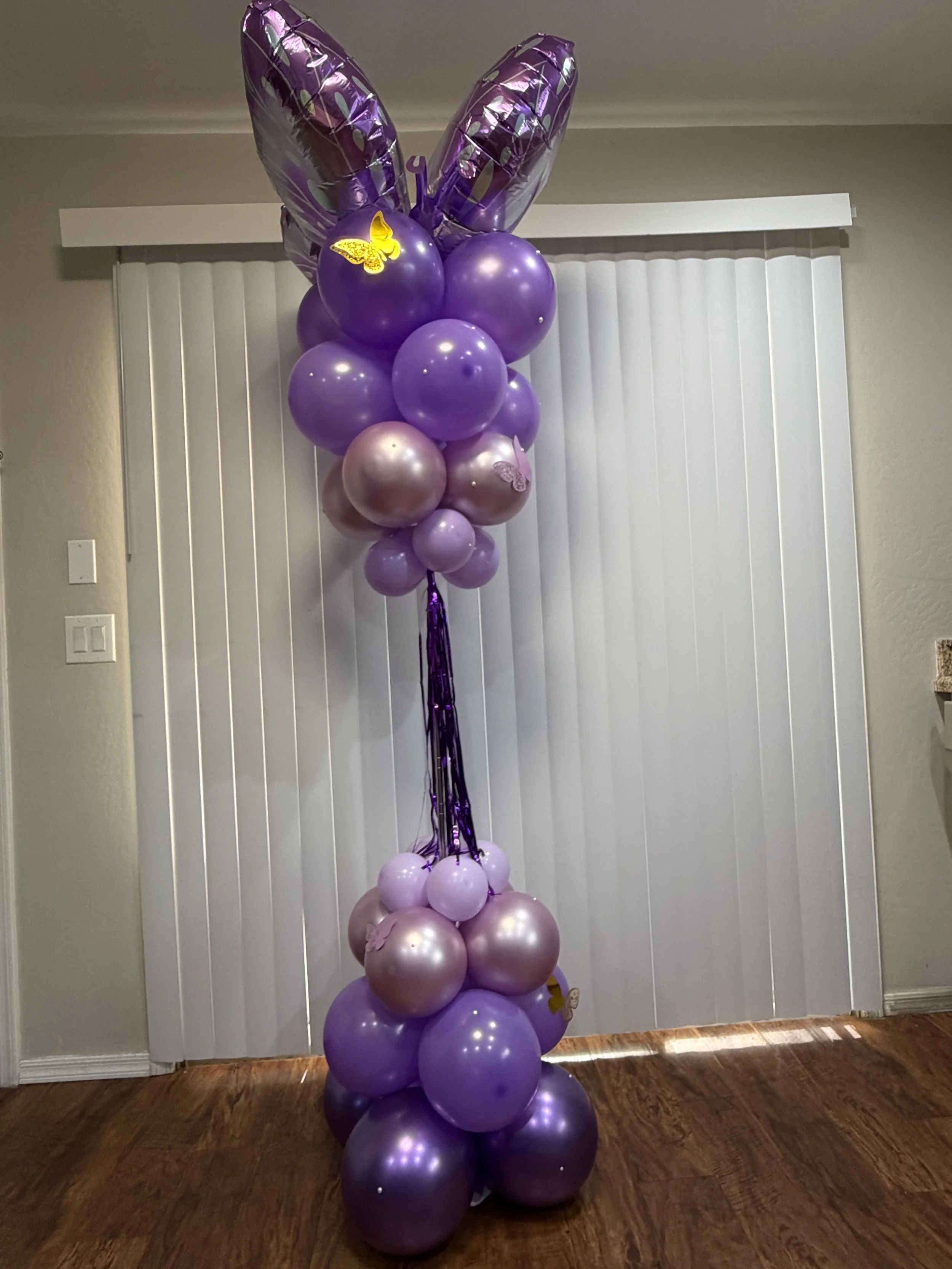 Expanding balloon columns