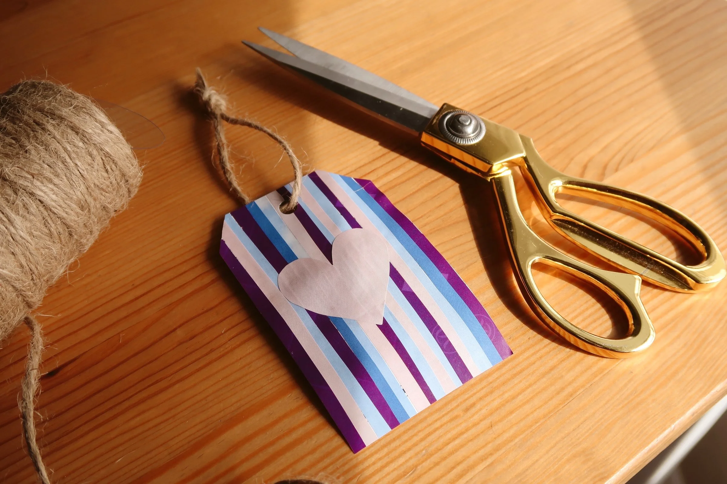 DIY Upcycled Gift Tag