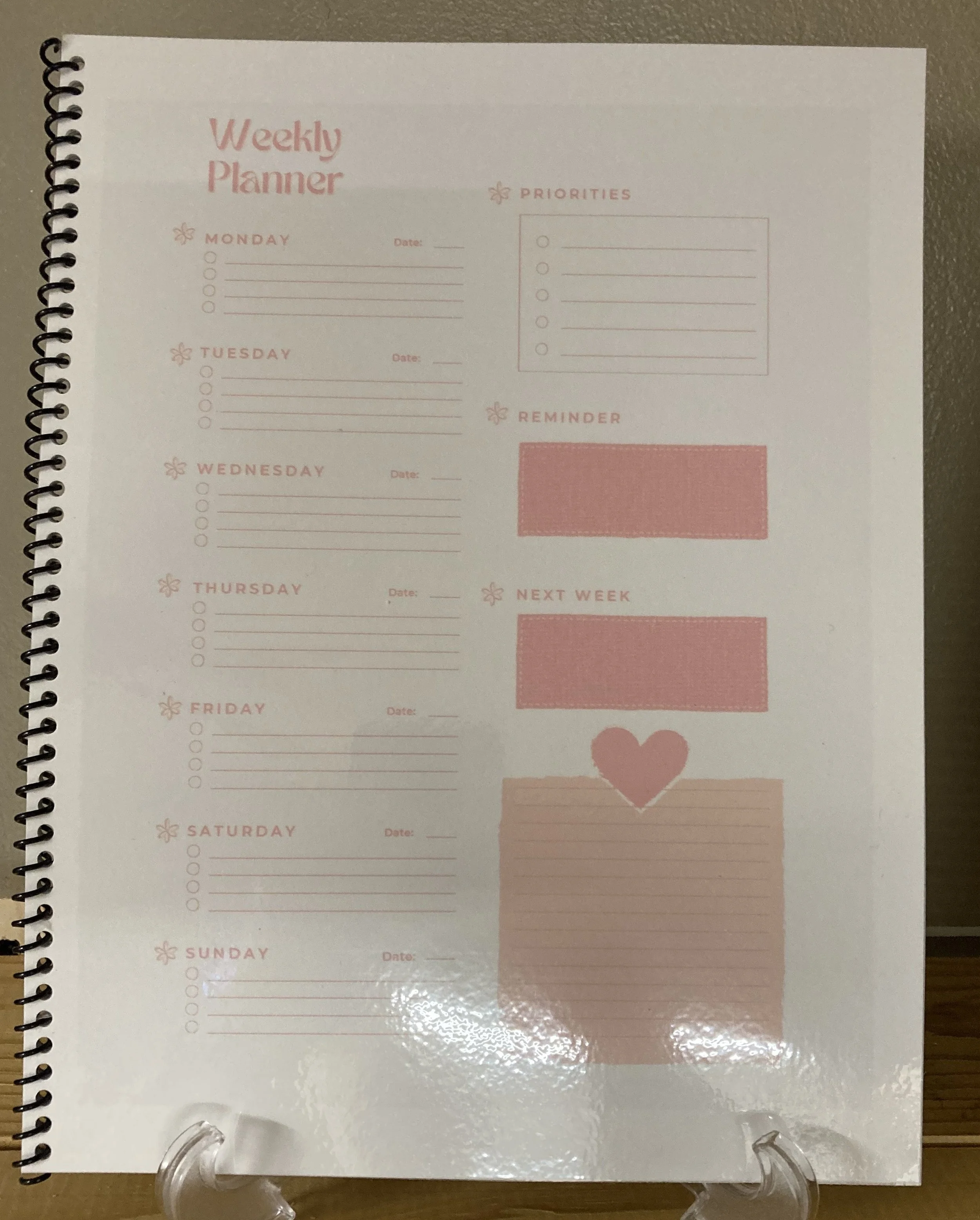pink weekly planner.jpeg