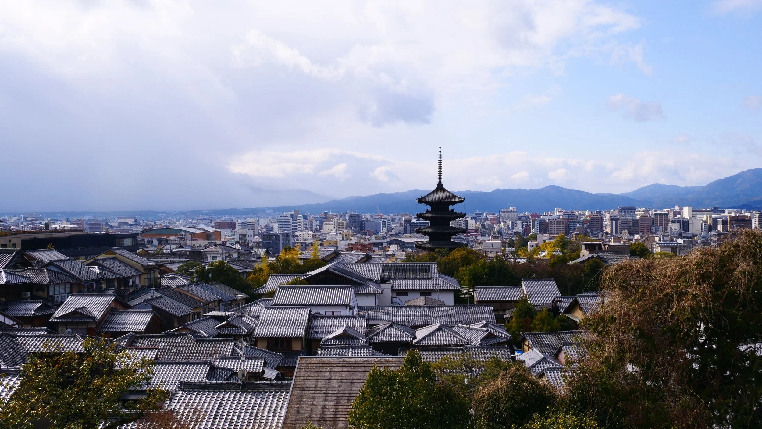 Kyoto off-market property, hospitality opportunities, machiya renovations and new-build branded residences, available through Off-Market Niseko.
