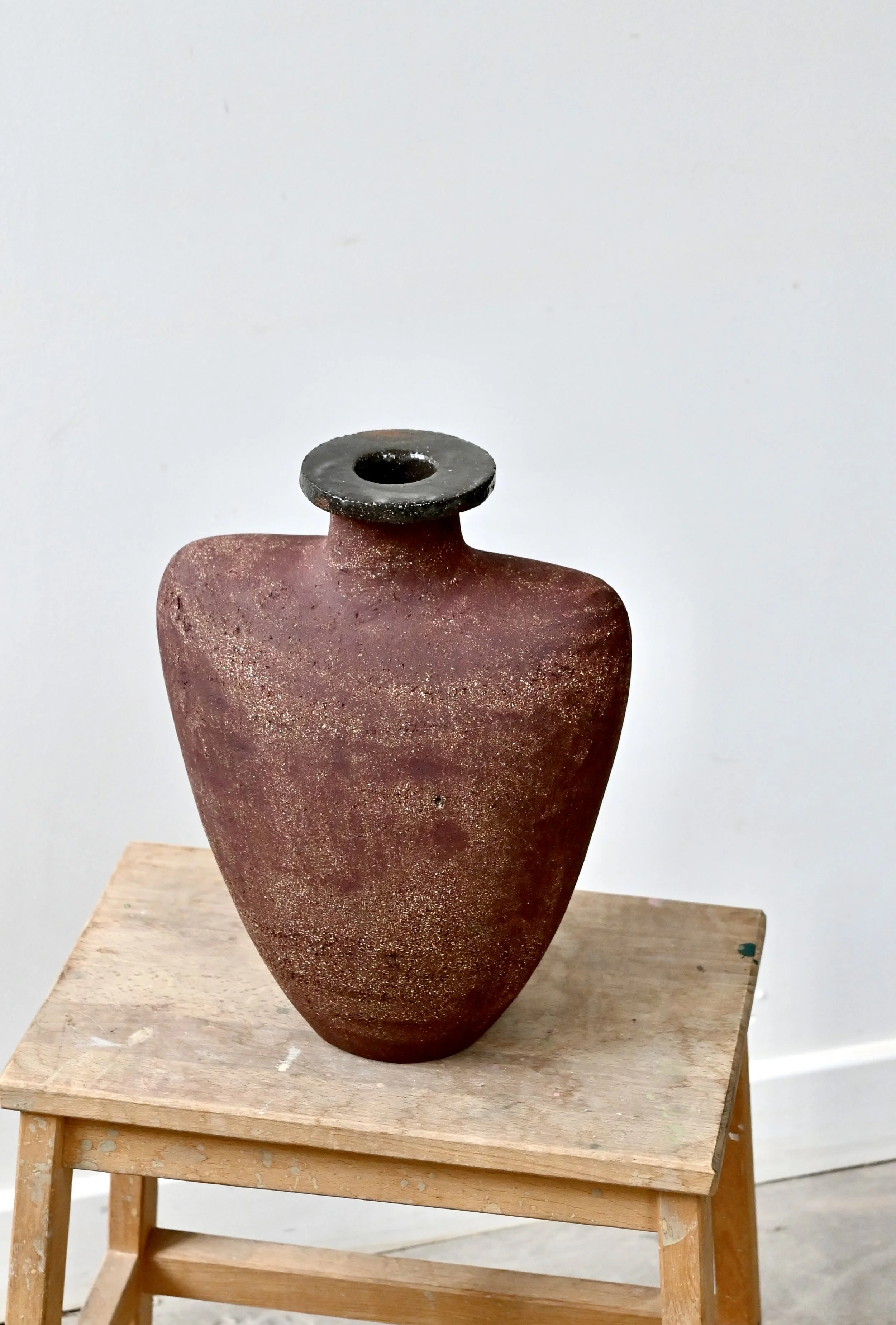 Vase en grès rouge