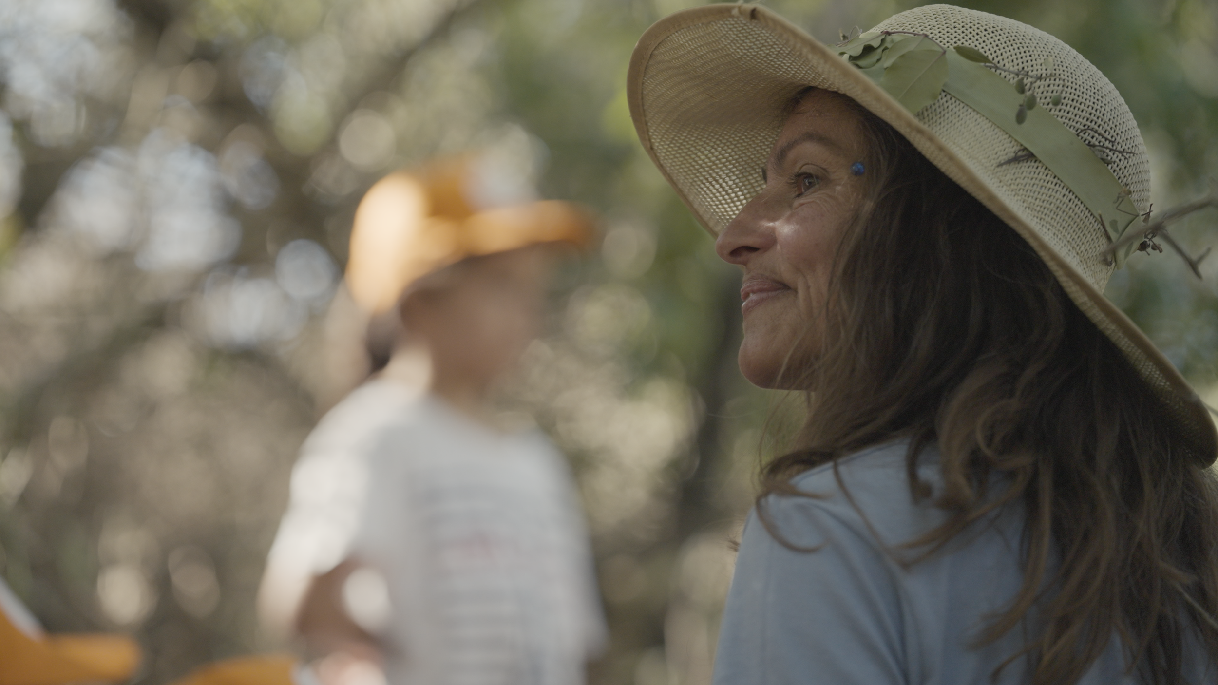Ana Carla, Guia da Natureza, Sagres, Algarve. Frame do filme 'Baldio' Documentário