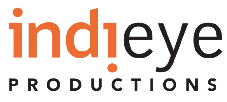 Logotipo de Indiye Productions, con letras naranjas y negras sobre fondo transparente.