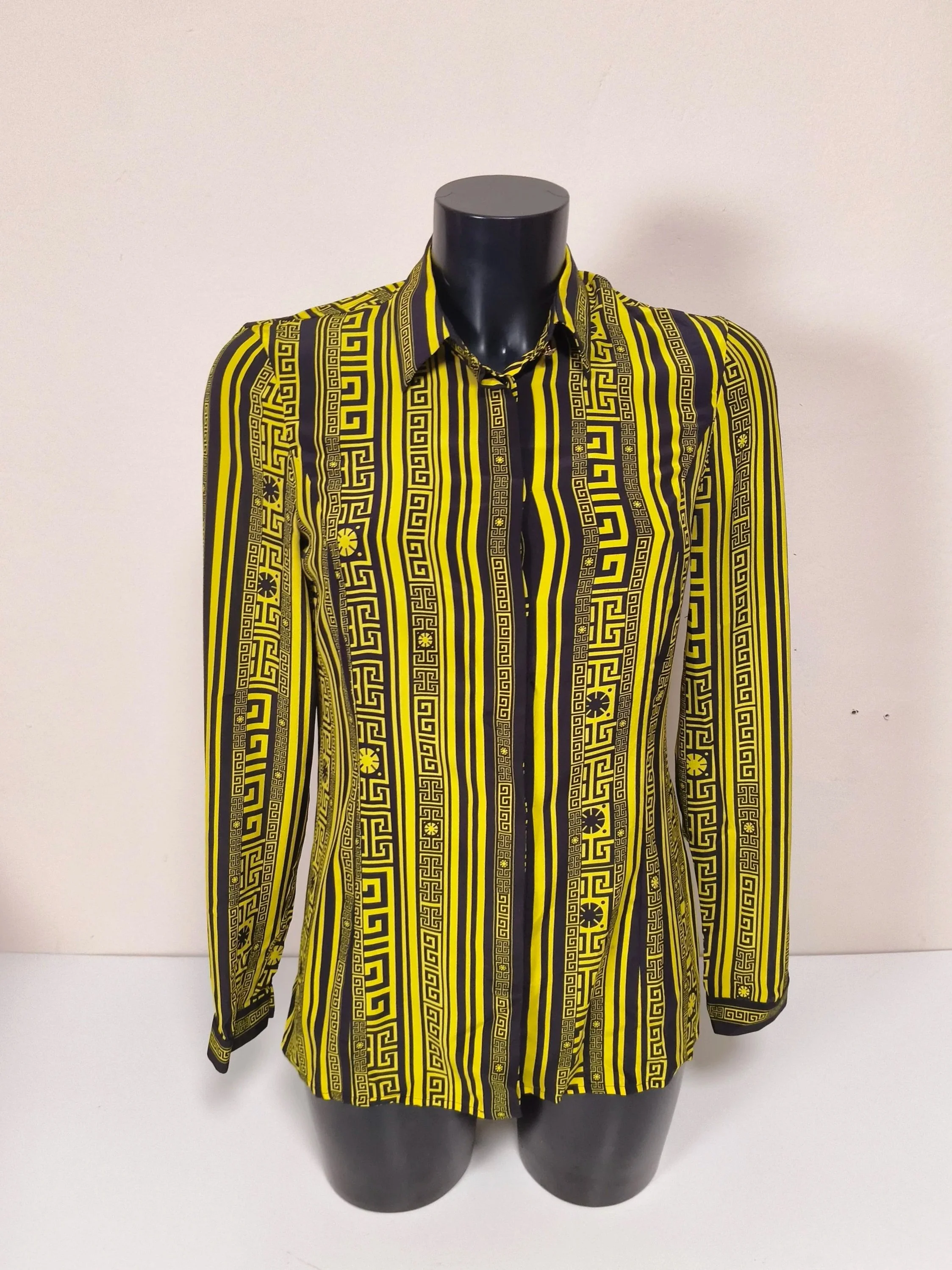 Camisa de Versace de 2015 en seda 100%   IT 38/EU 34