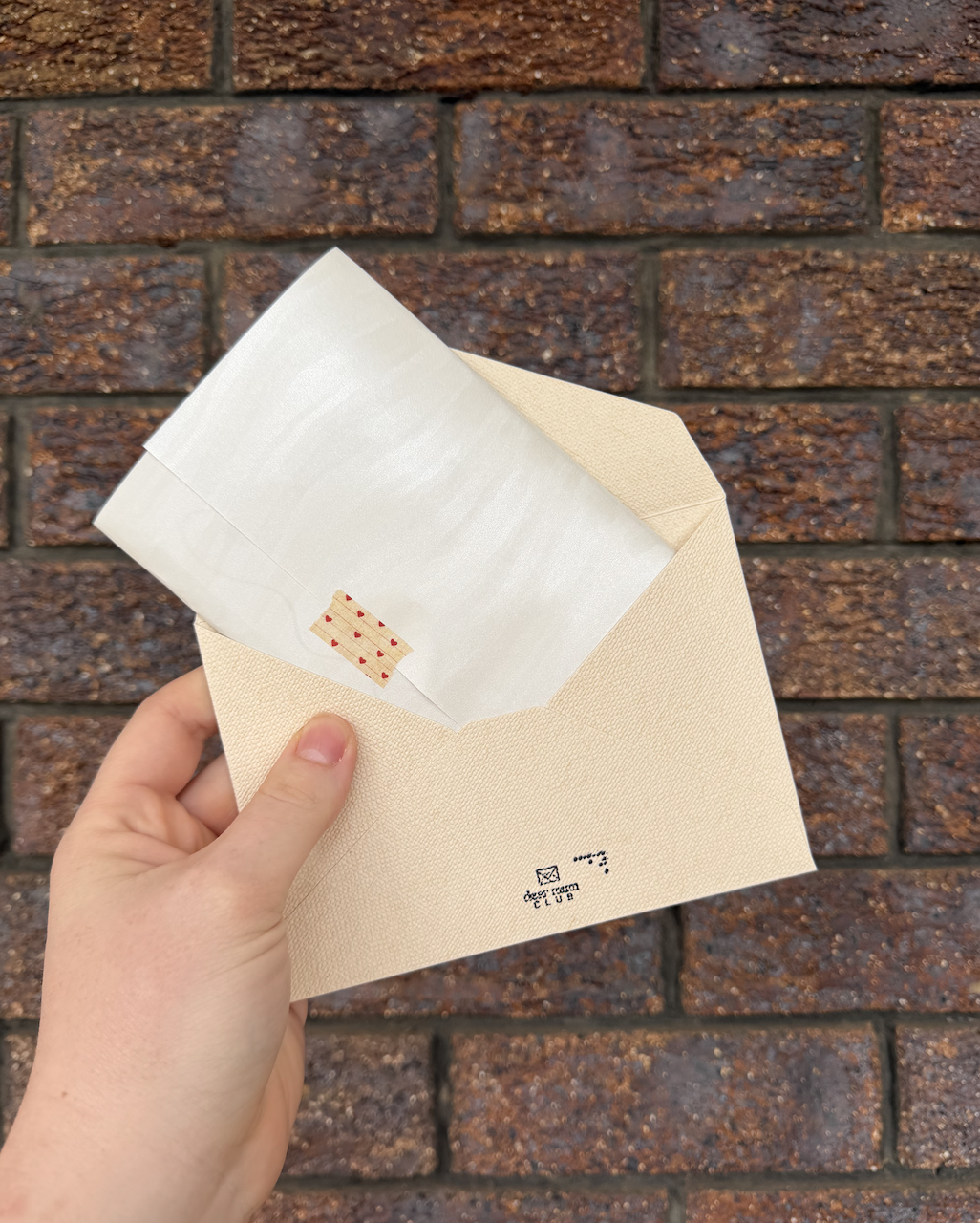 Dear Mum Club | Current Issue
