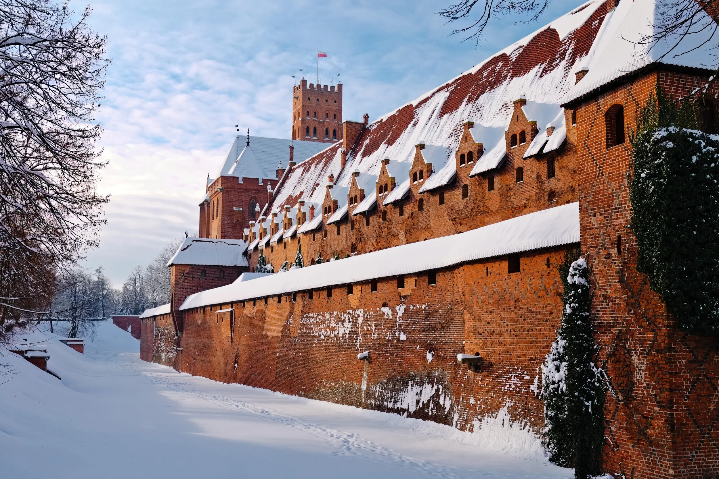 L-Malbork Castle Exterior.jpg