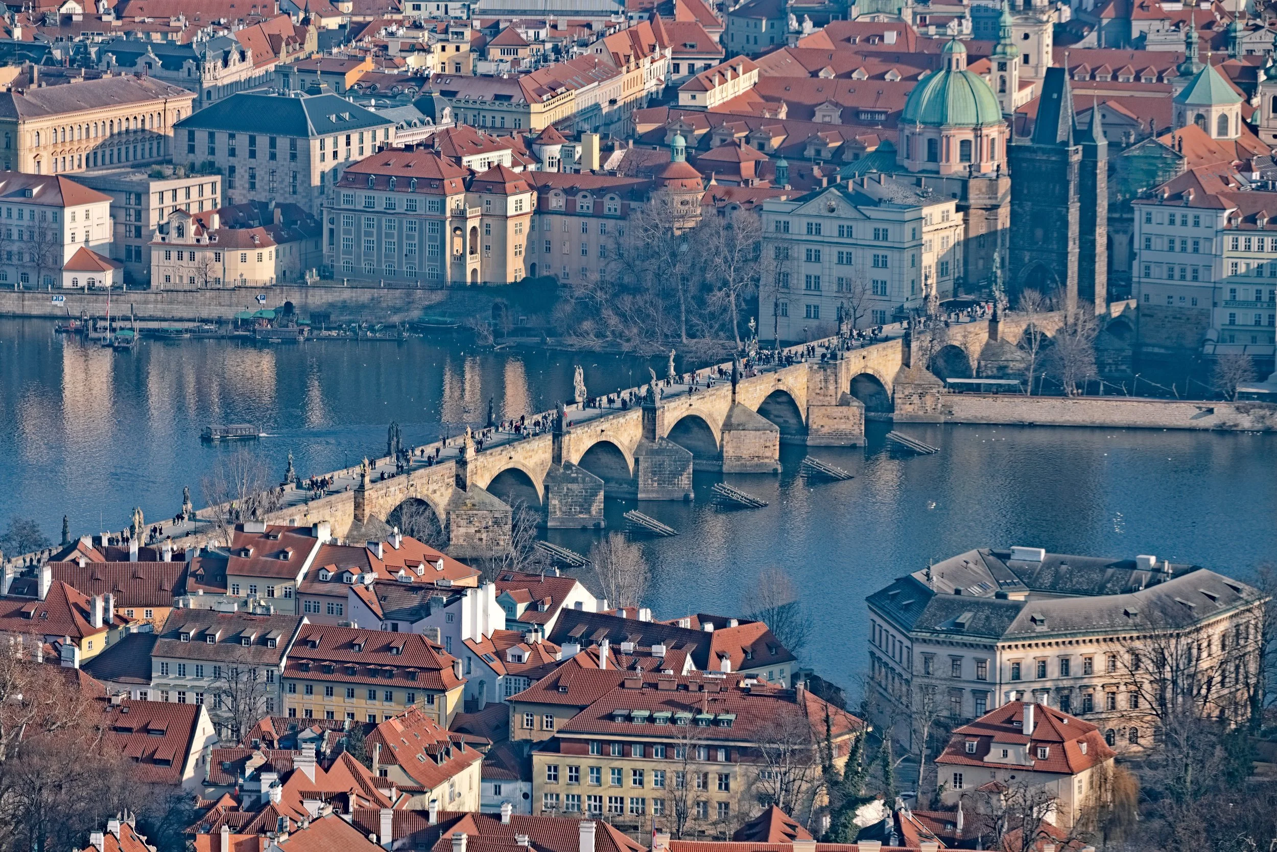 L-Charles Bridge.jpg