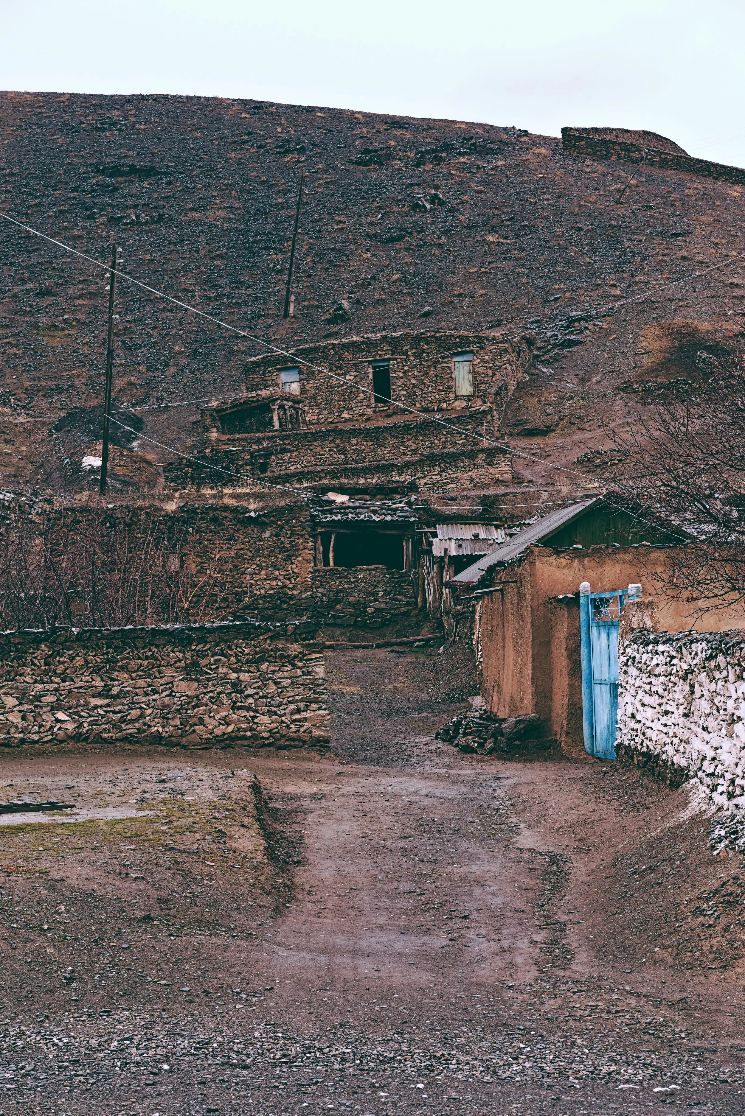 P-Nuratau Dwellings.jpg