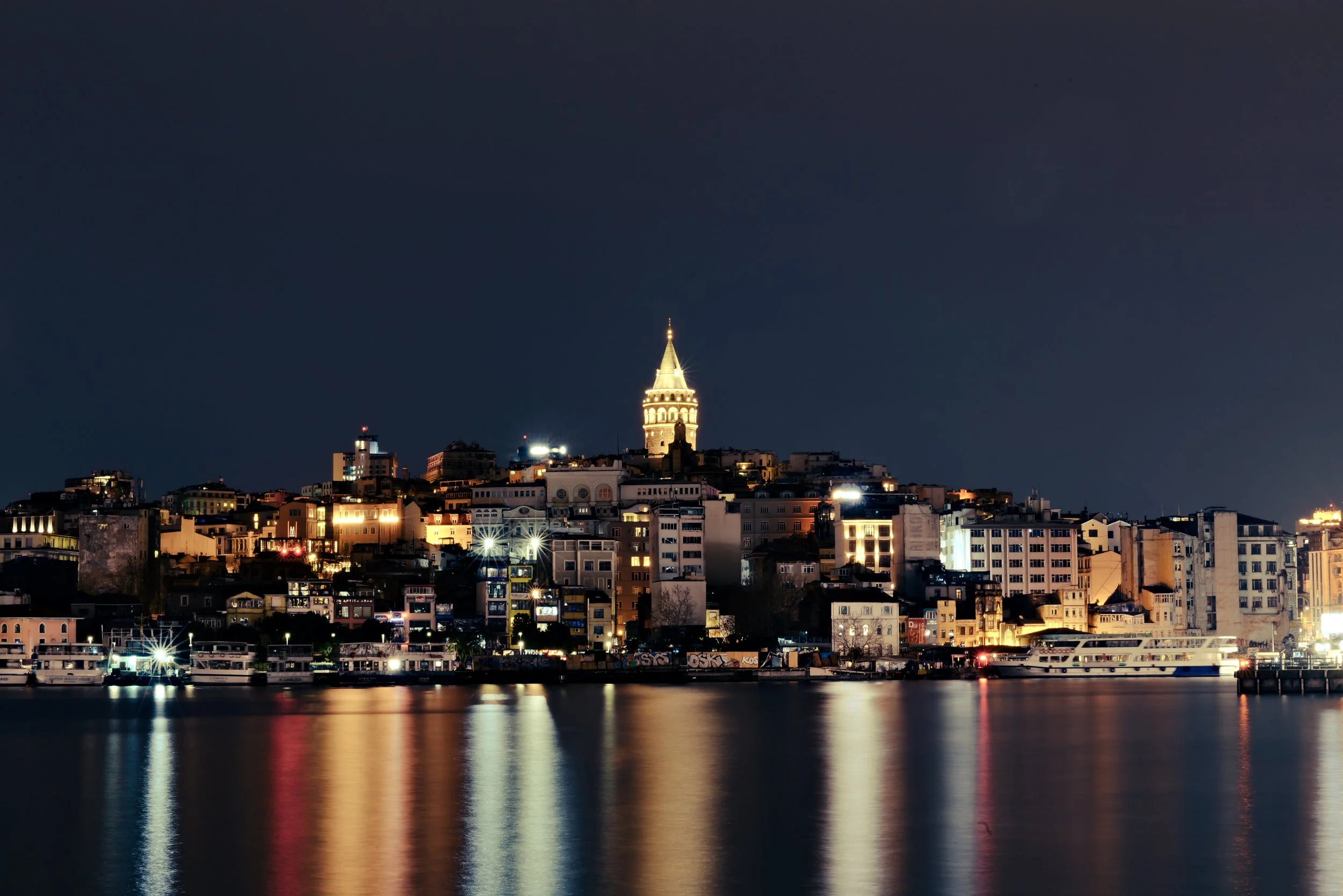 L-Galata Night.jpg