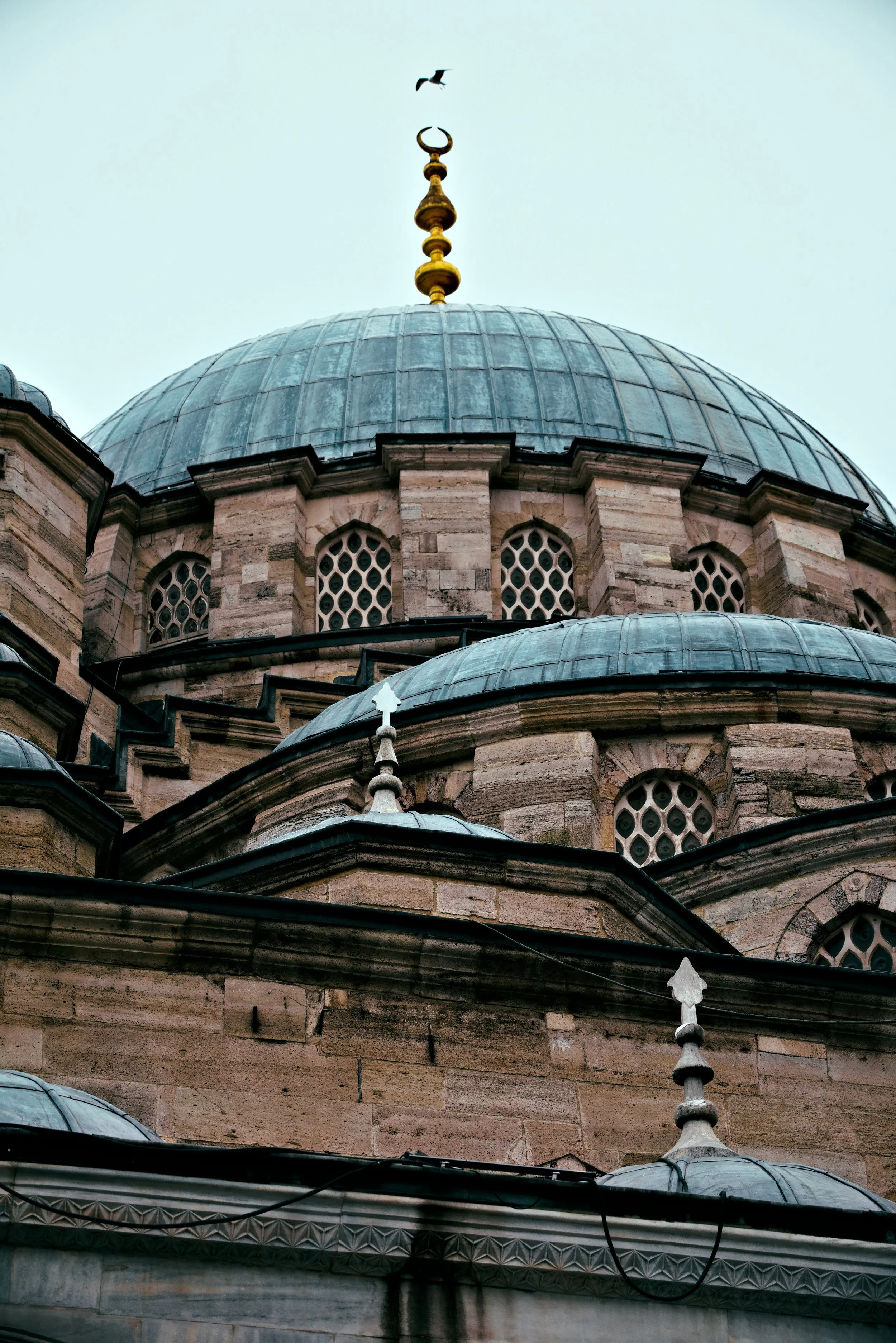 P-Yeni Mosque Terraces.jpg