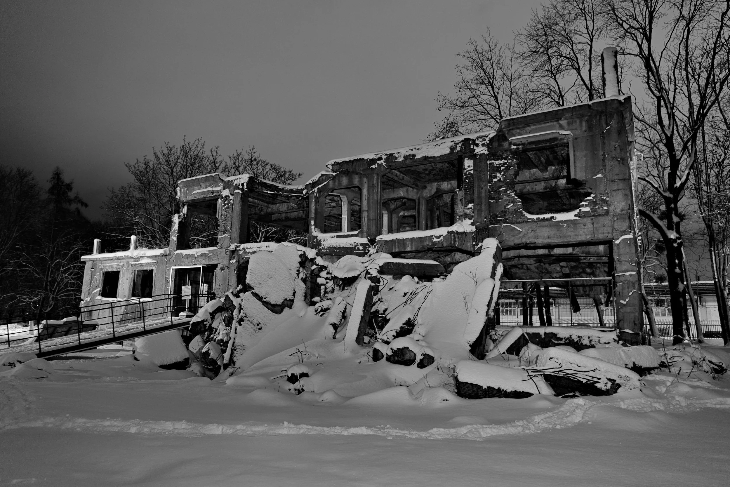 L-Destroyed Barracks.jpg