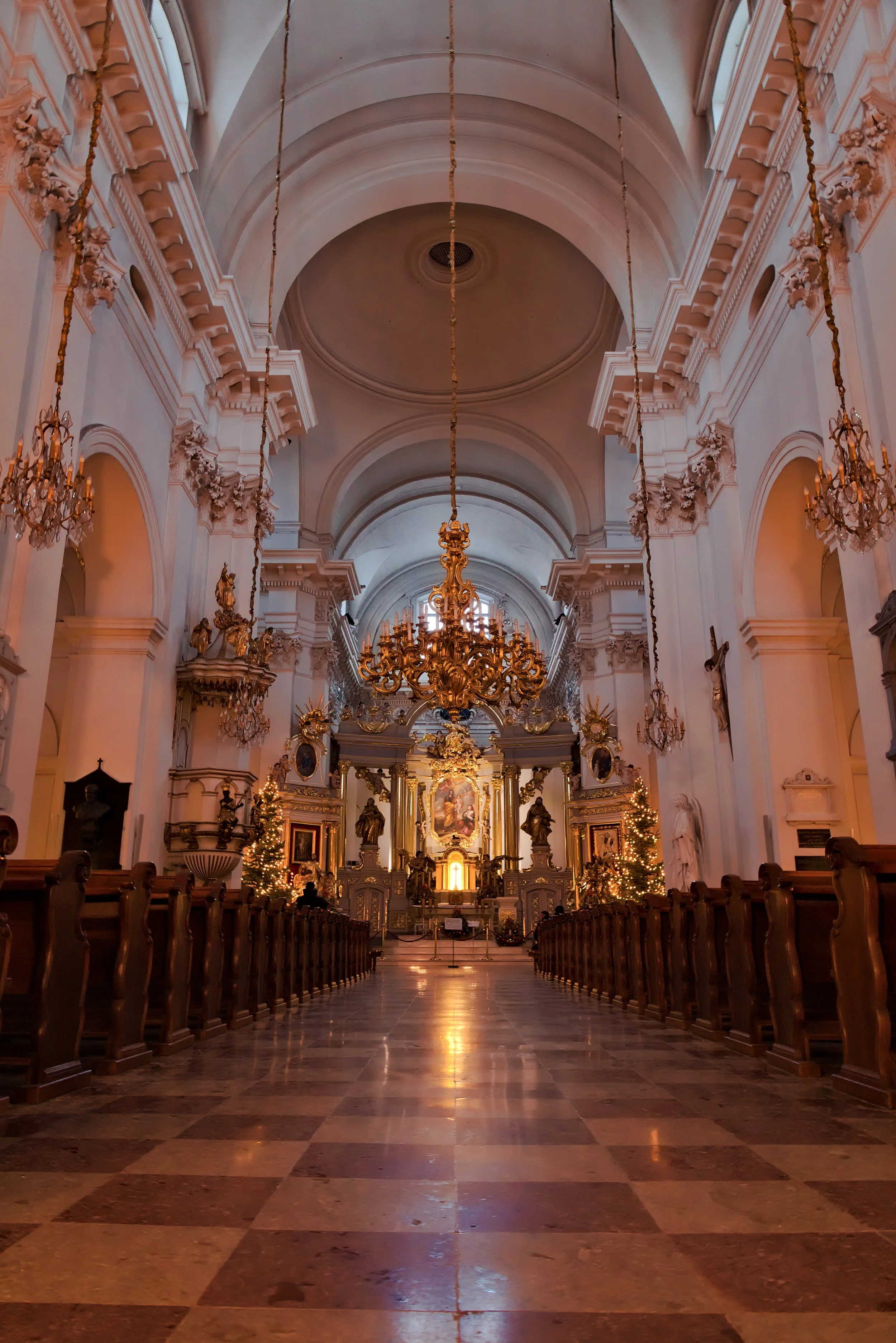 P-ChurchInterior1.jpg