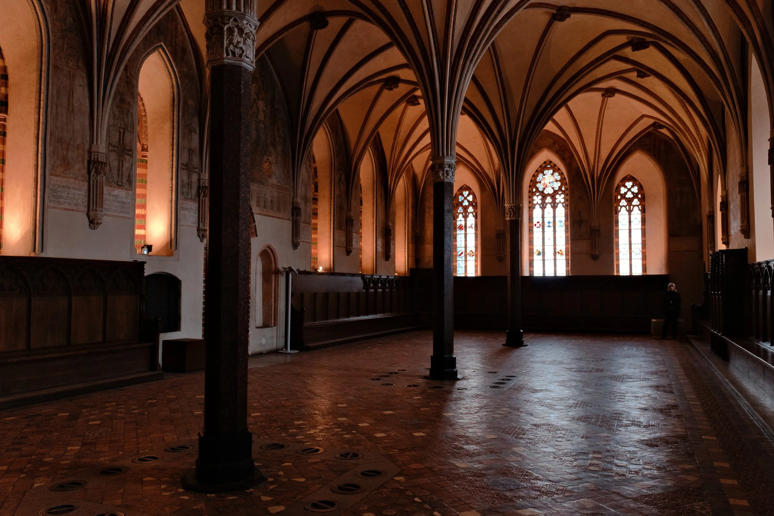 L-Malbork Castle Hall.jpg