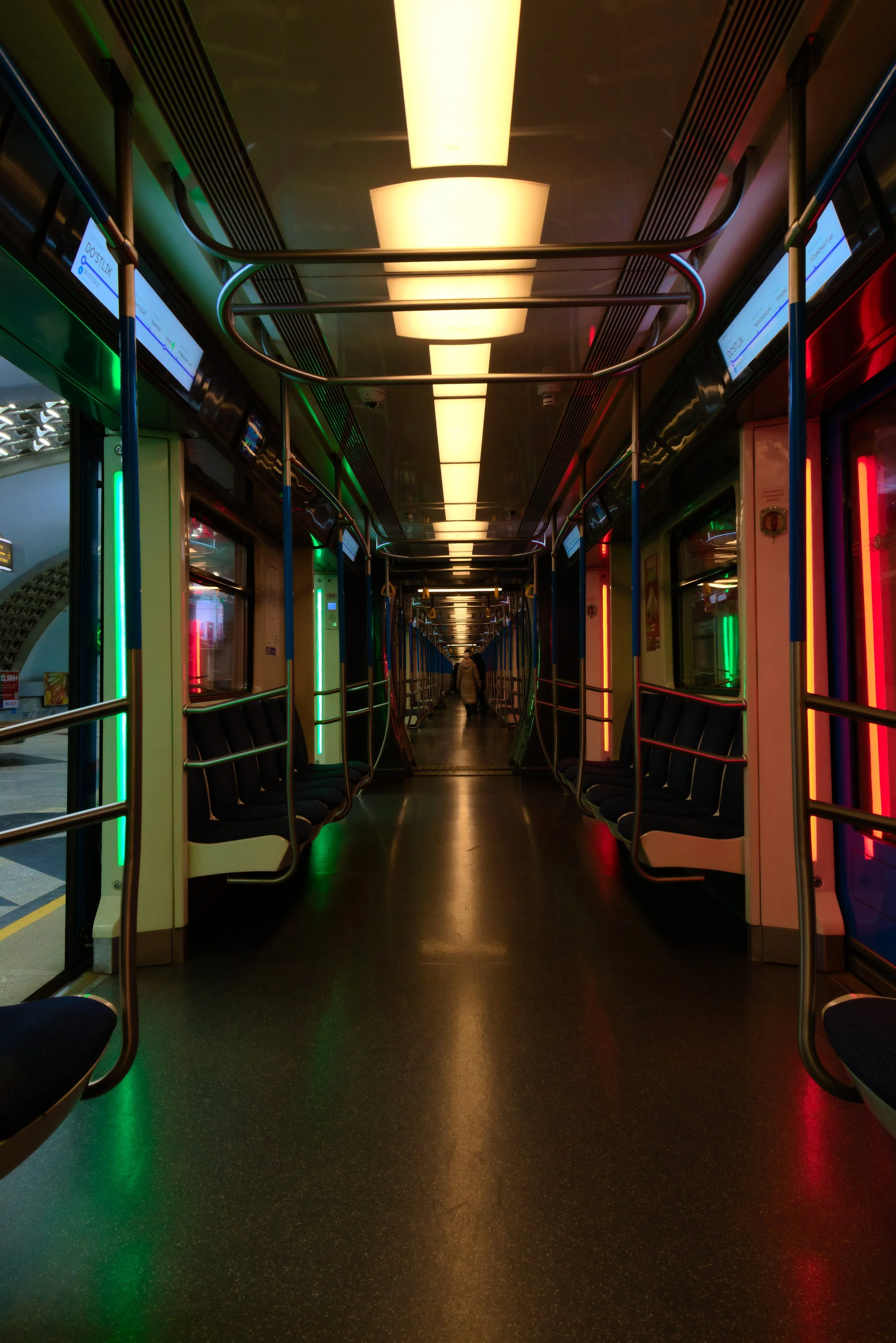 MetroCar.jpg