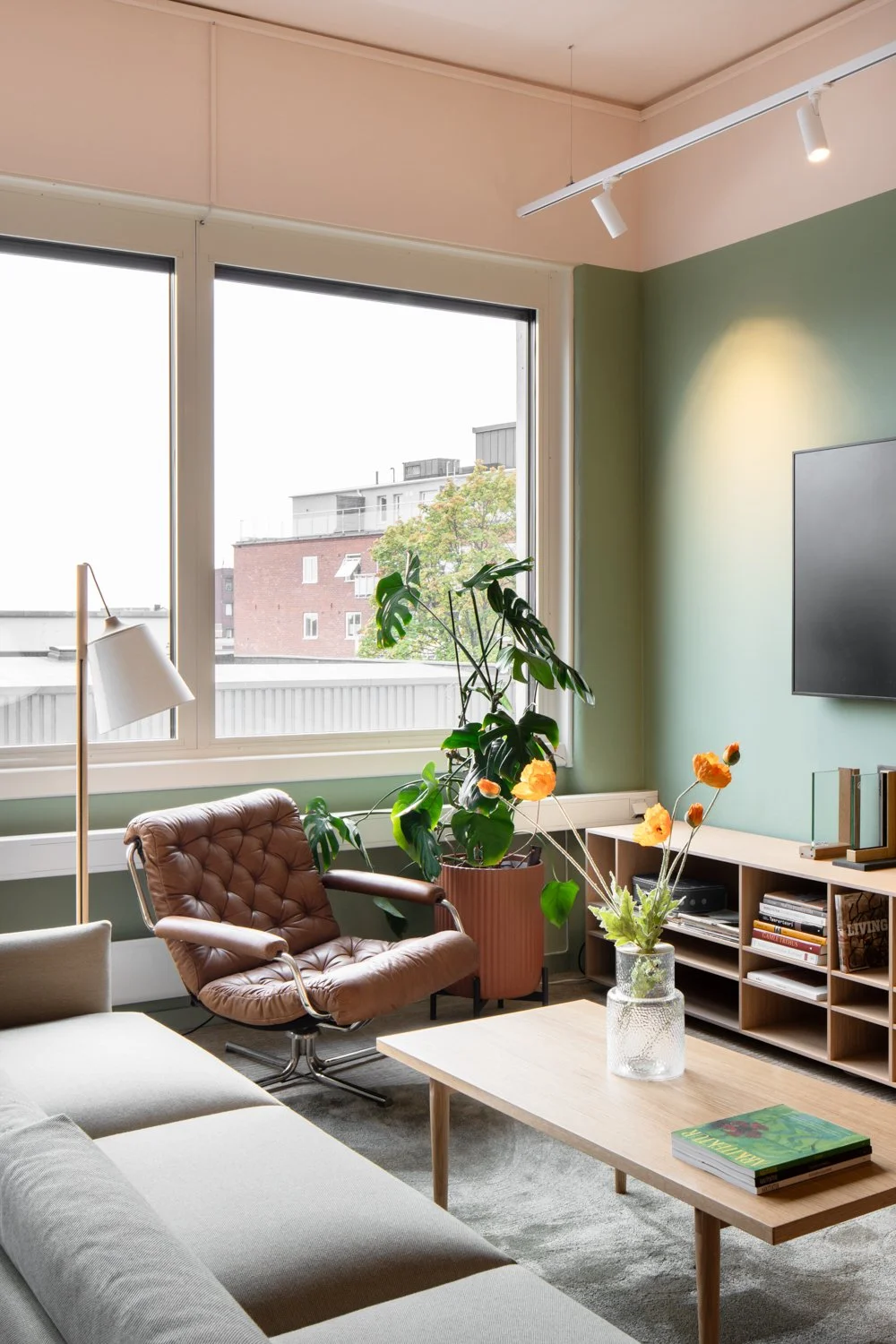 Ombruk og kreativt design hos arkitektene 