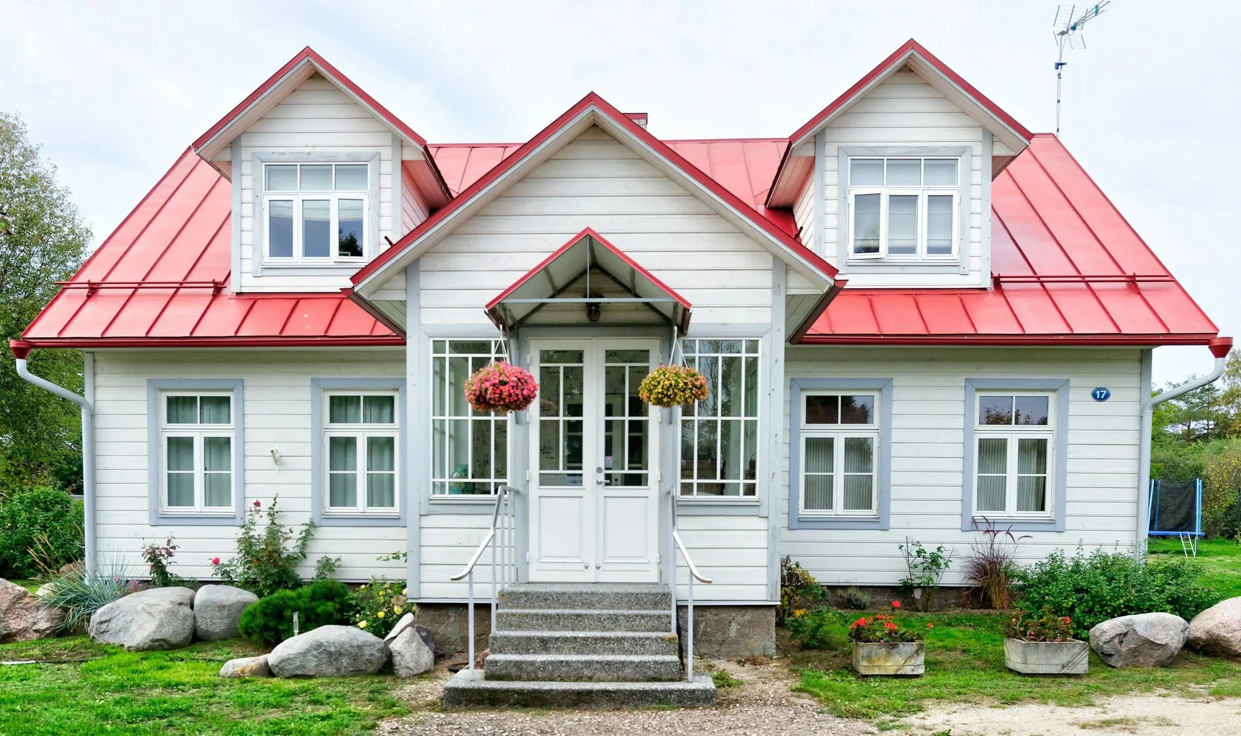 The Solar Industry in 2025: What New Jersey Homeowners Need to Know Right Now