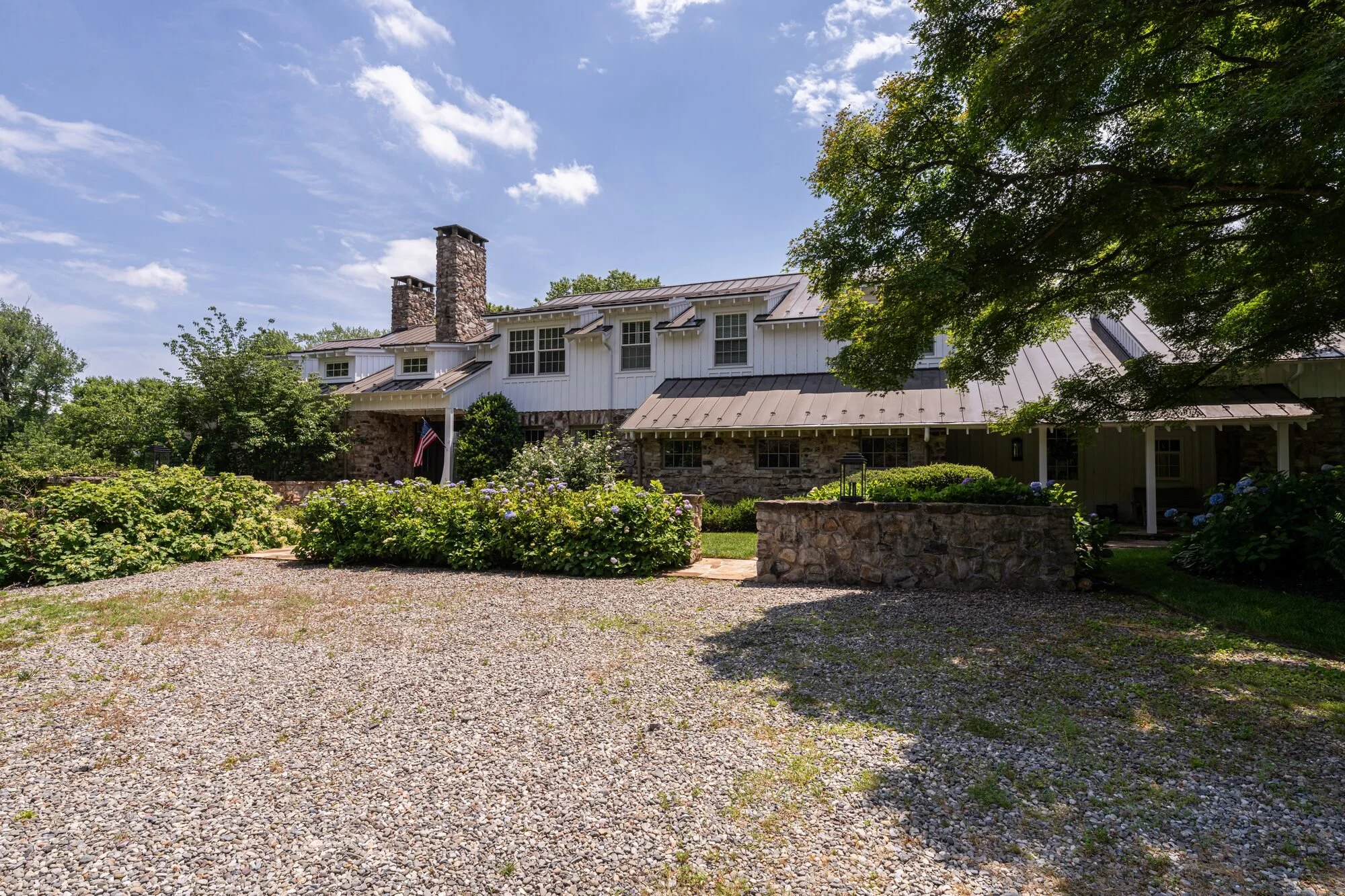 8133_Georgetown_Pike_eX003_web.jpg