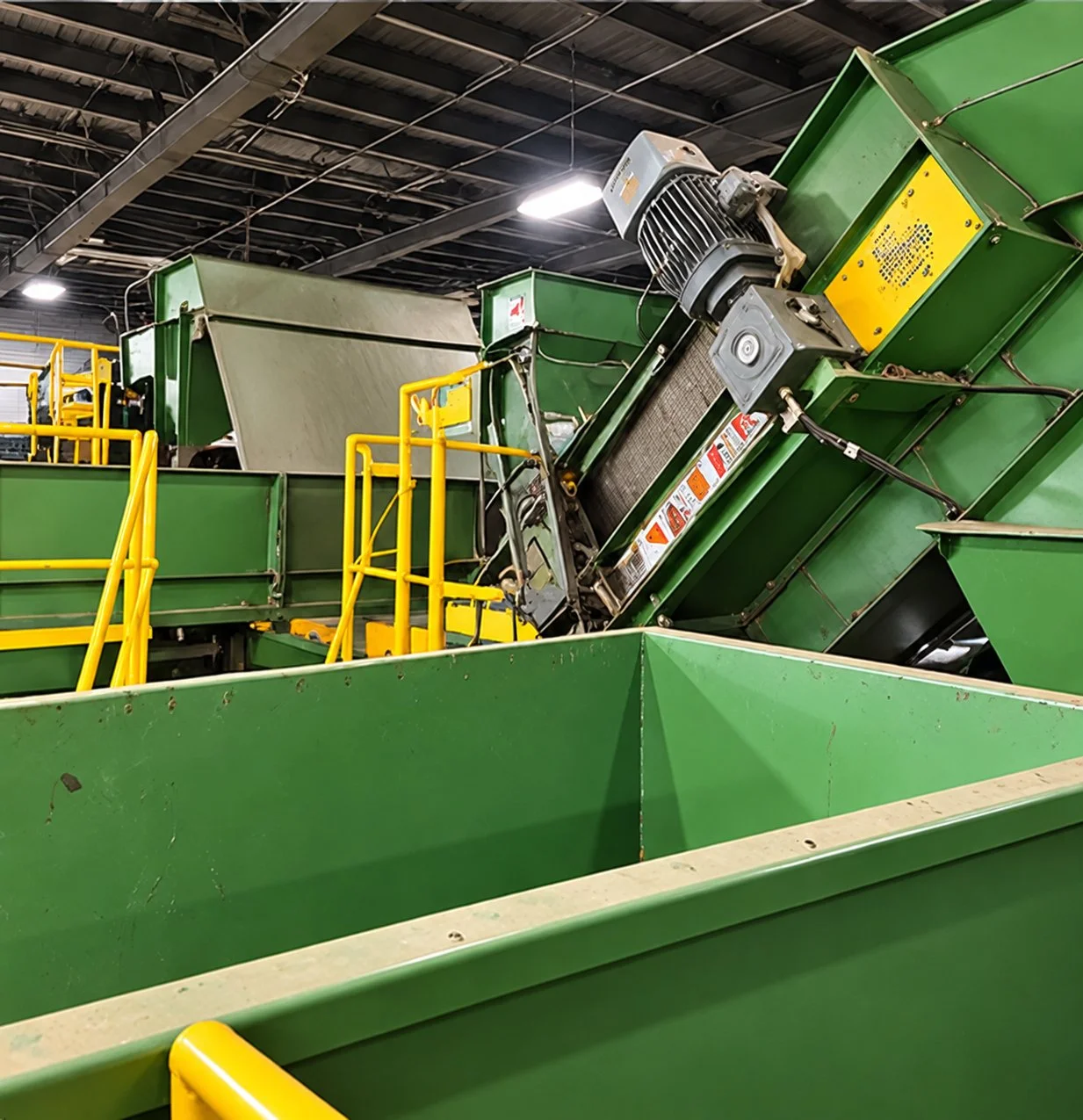 Conveyor and hopper at the Baltimore County Materials Recovery Facility
