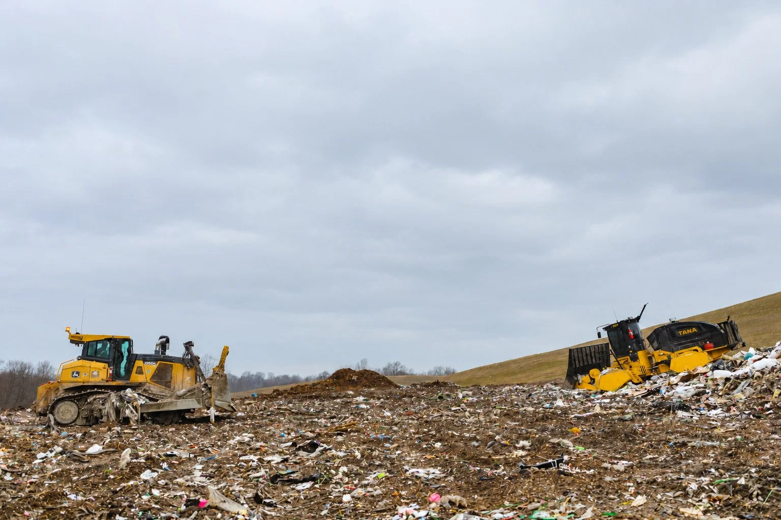 Compactors working the face at the Kent County landfill
