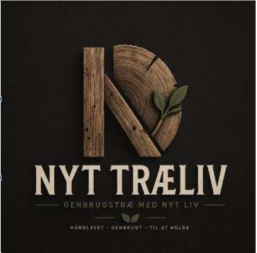 Logo med træstykke og to blade, tekst 'NYT TRÆLIV' og slogan under.
