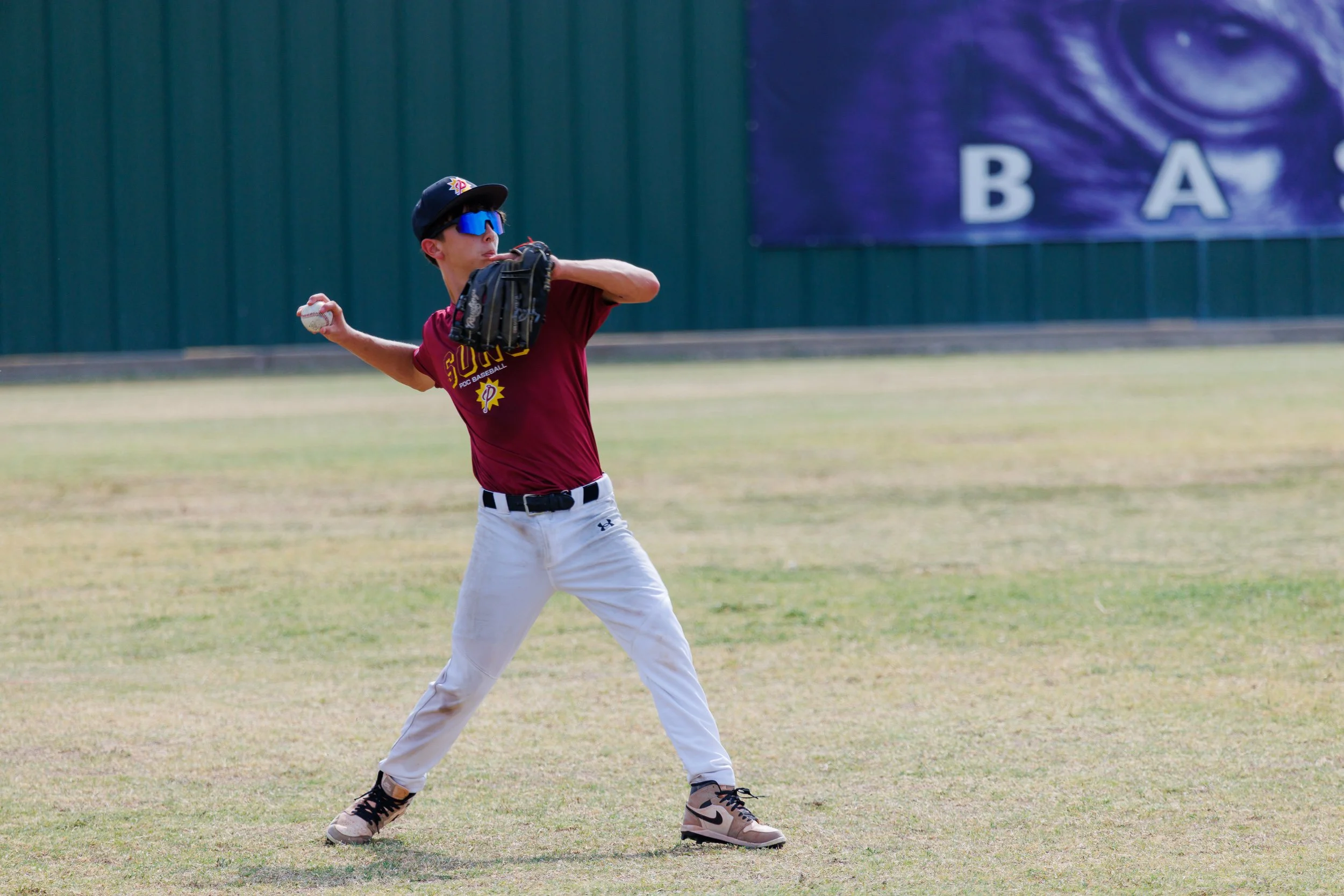 20260927-00012-TSL.jpg