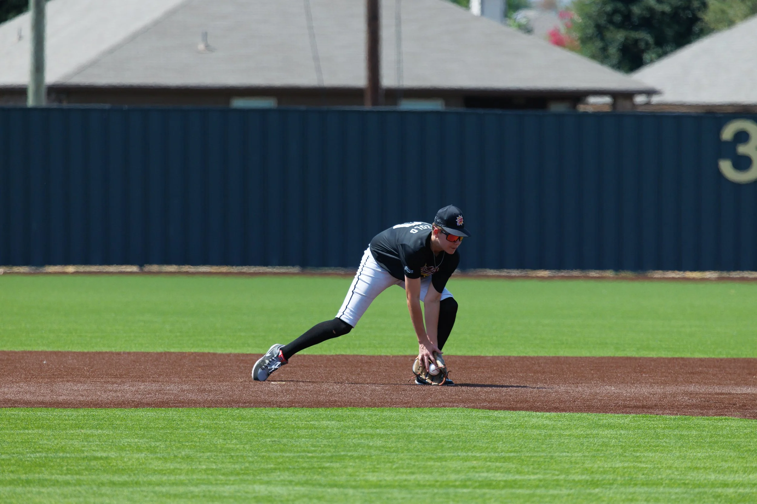 20260906-00123-TSL.jpg