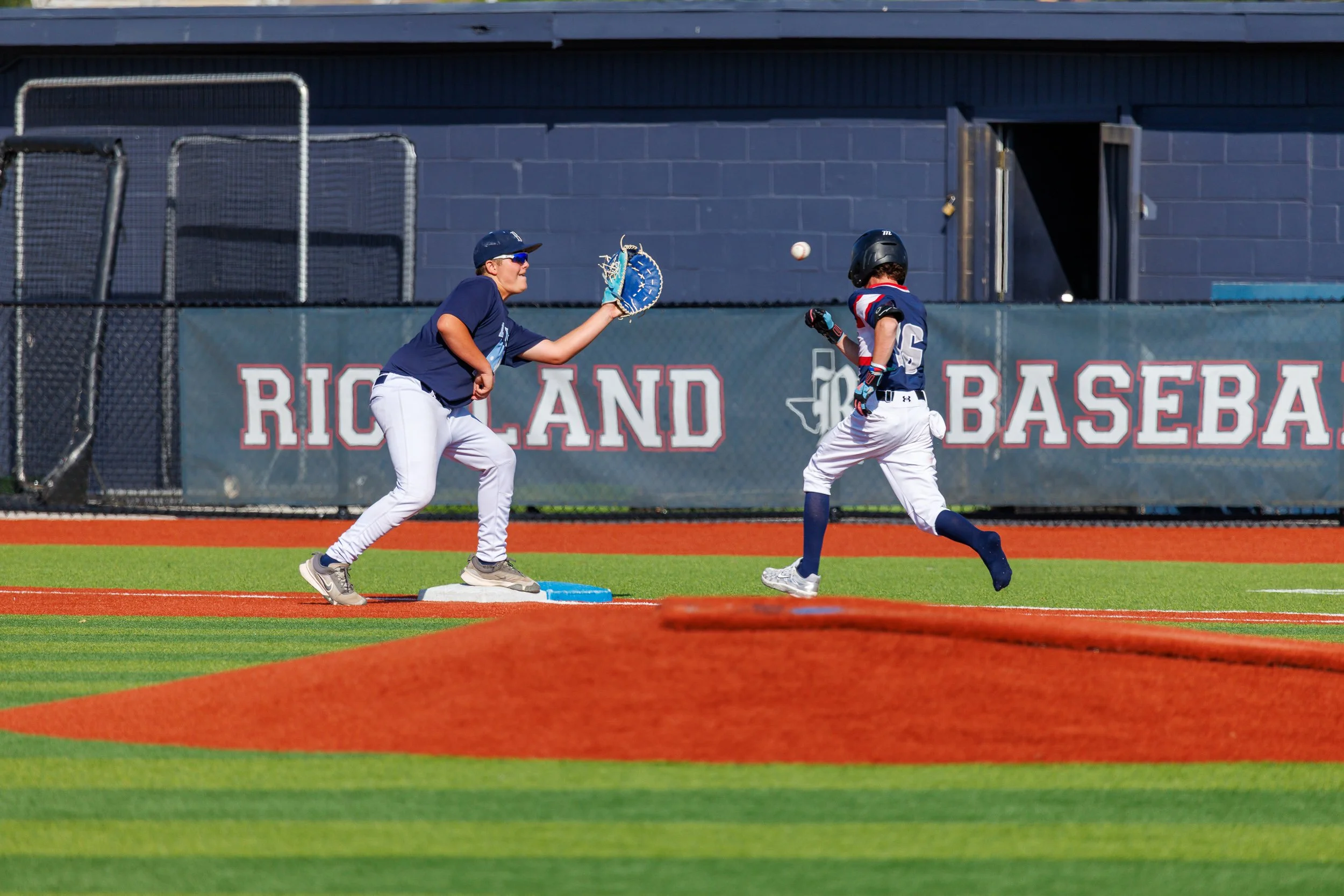 20260912-00057-TSL.jpg