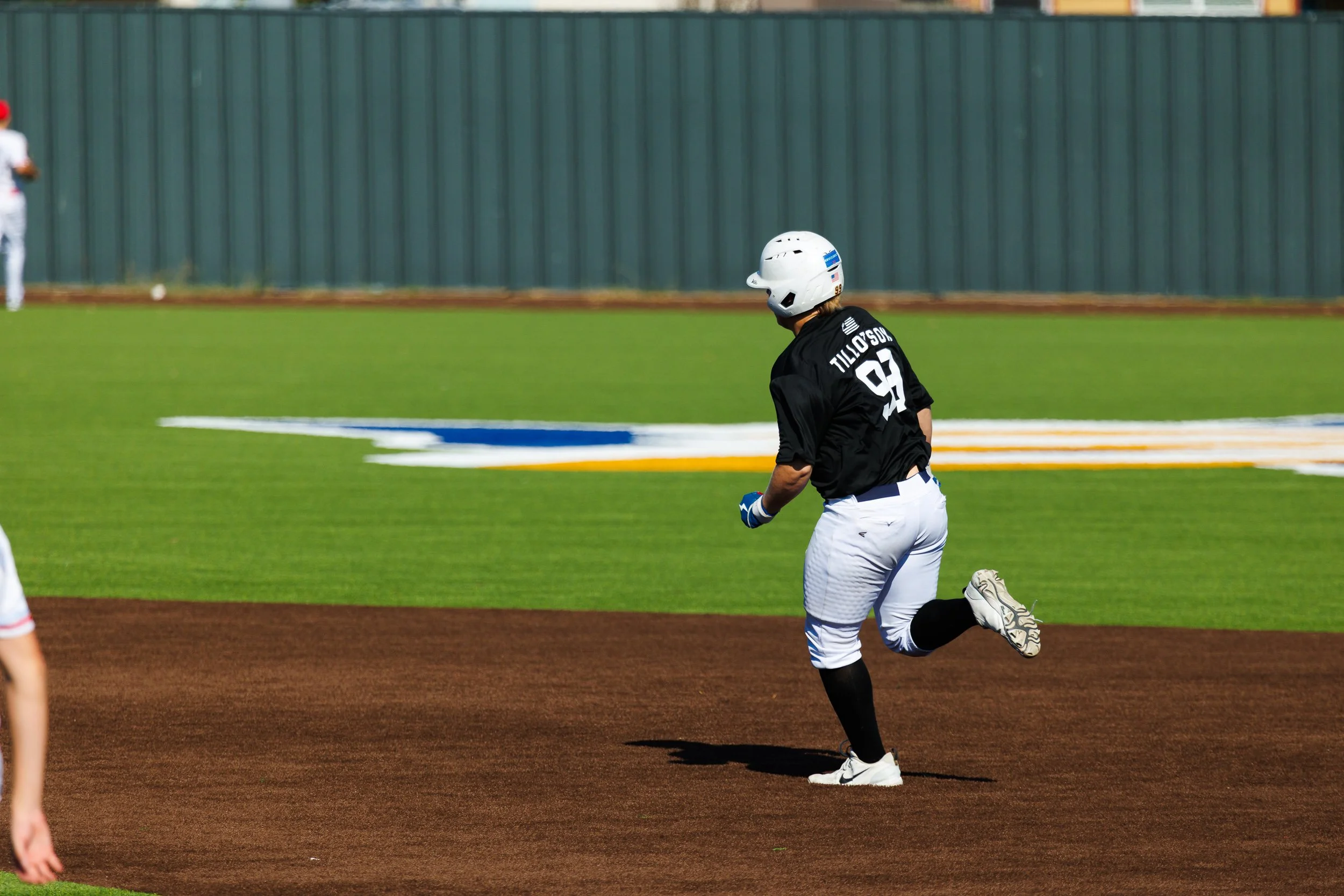 20260906-00048-TSL.jpg